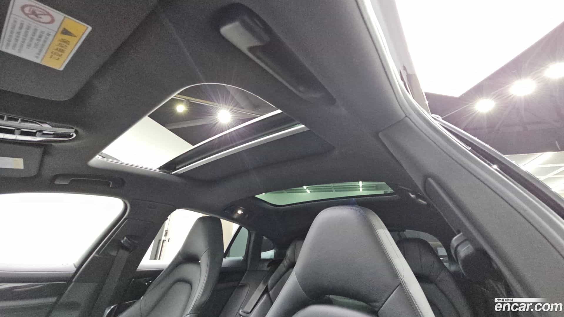 Panamera Porsche 2018.2-OPTION-023