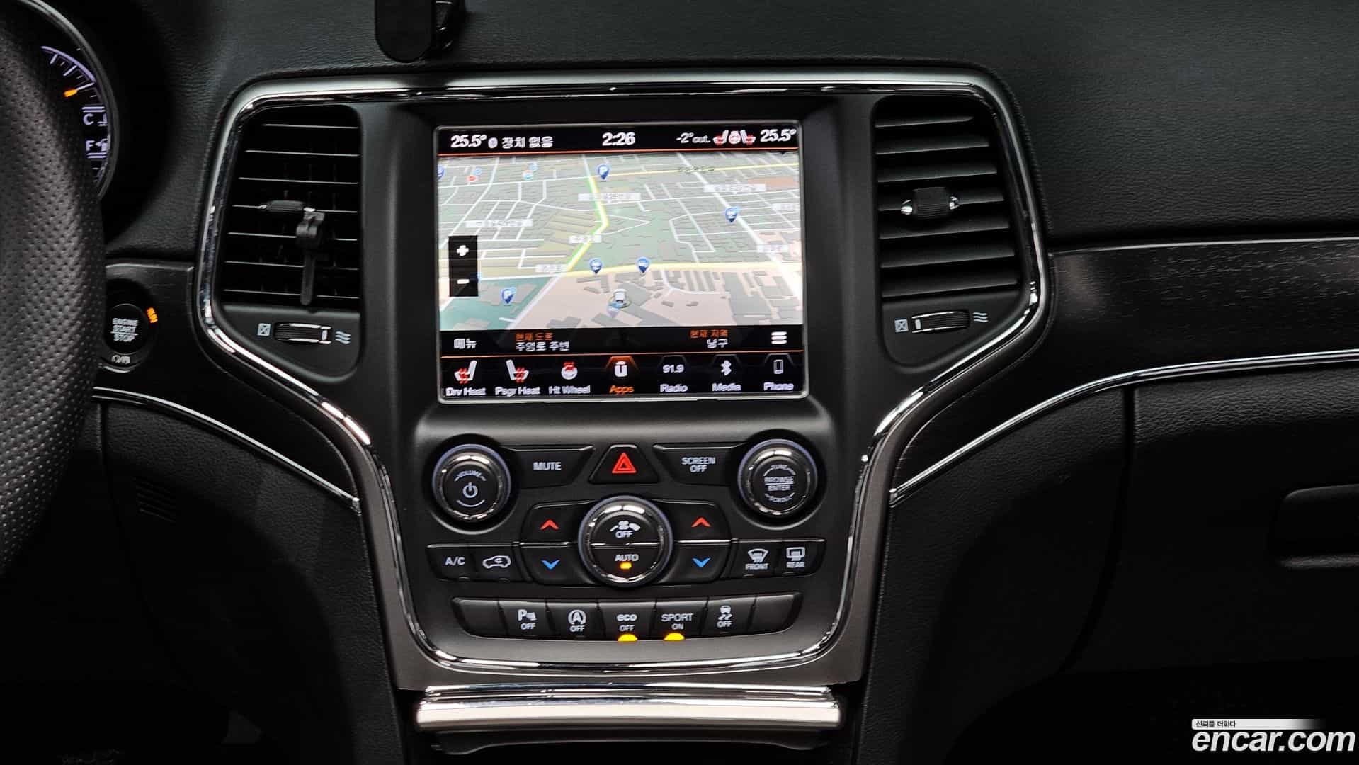 Cherokee Jeep 2018.2-OPTION-018