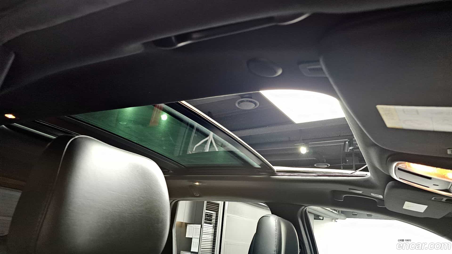 Cherokee Jeep 2018.2-OPTION-022