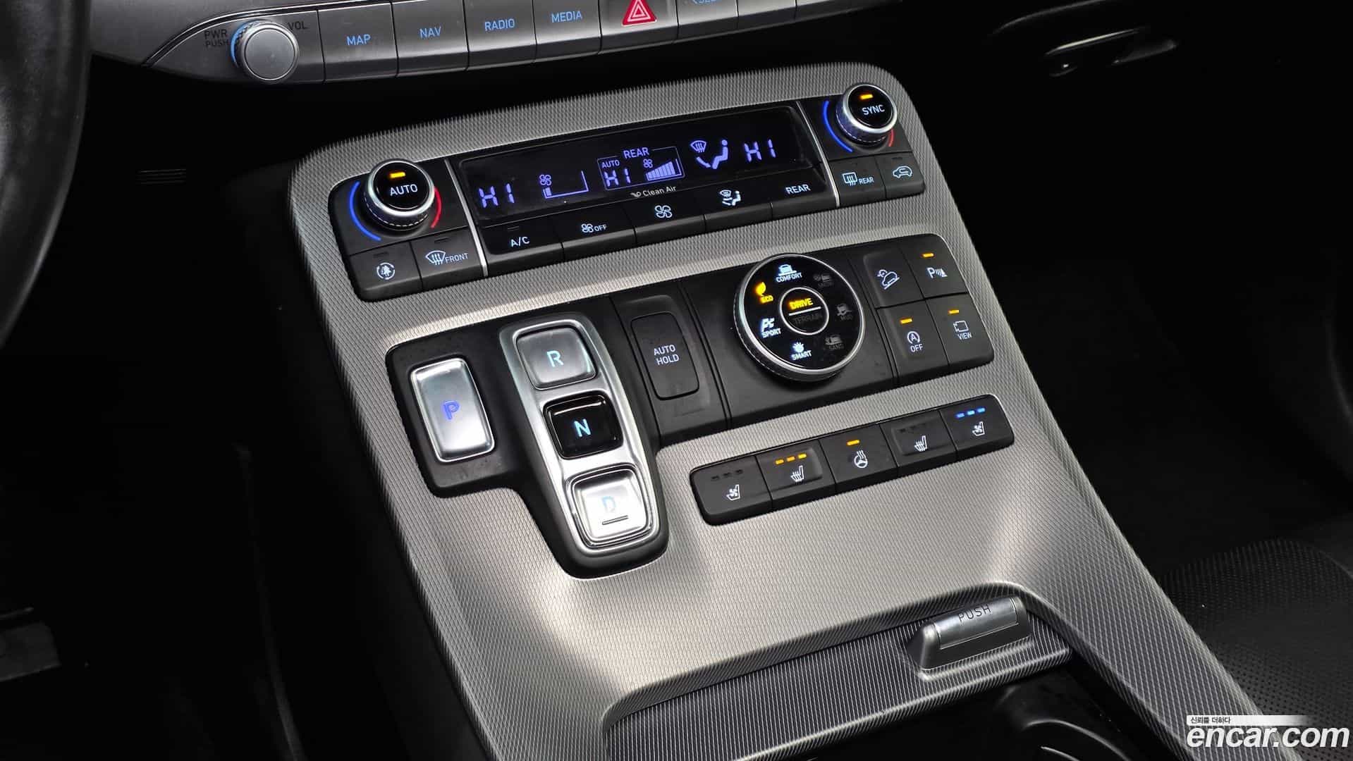 Palisade Hyundai 2019.2-INNER-009