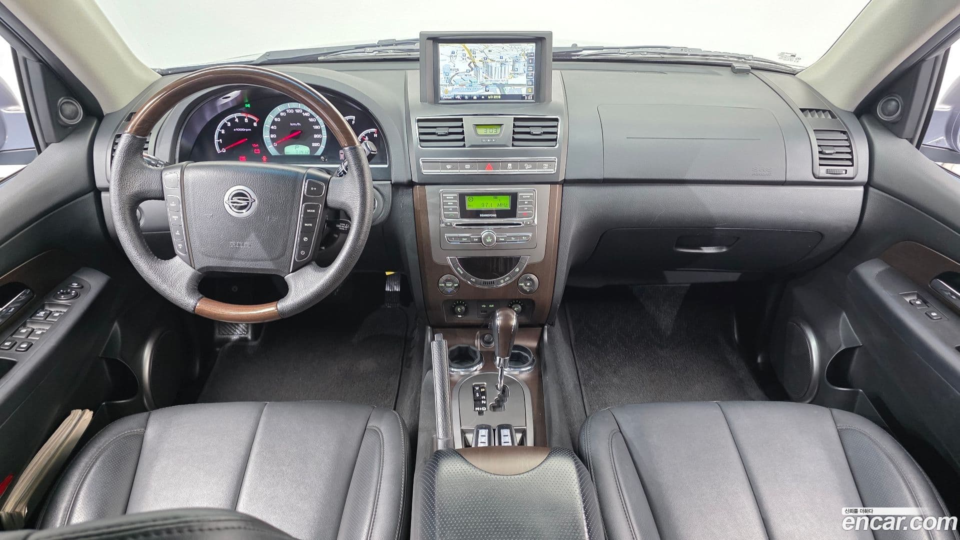 Main__Slider__Photo:Rexton KG_Mobility_Ssangyong 2013.1-6