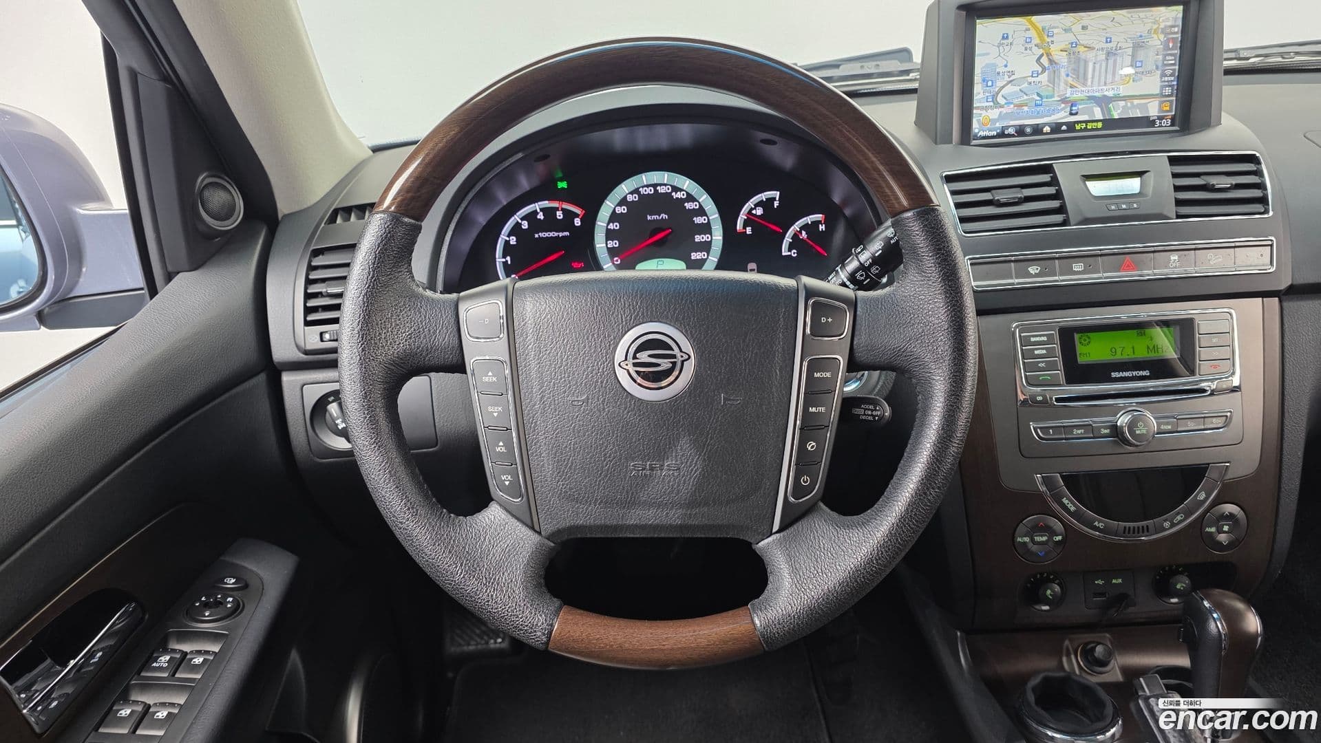 Main__Slider__Photo:Rexton KG_Mobility_Ssangyong 2013.1-12