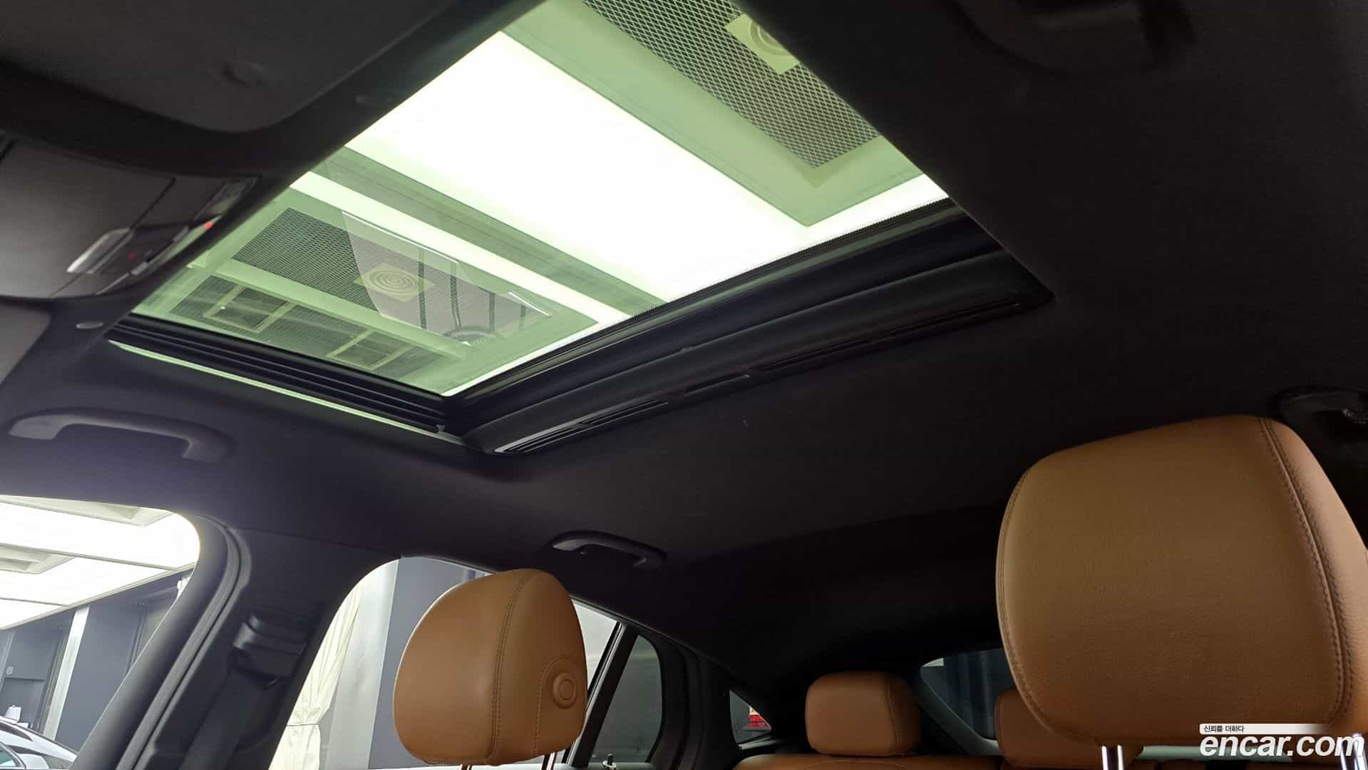 GLC-Class Mercedes-Benz 2023.0-OPTION-021