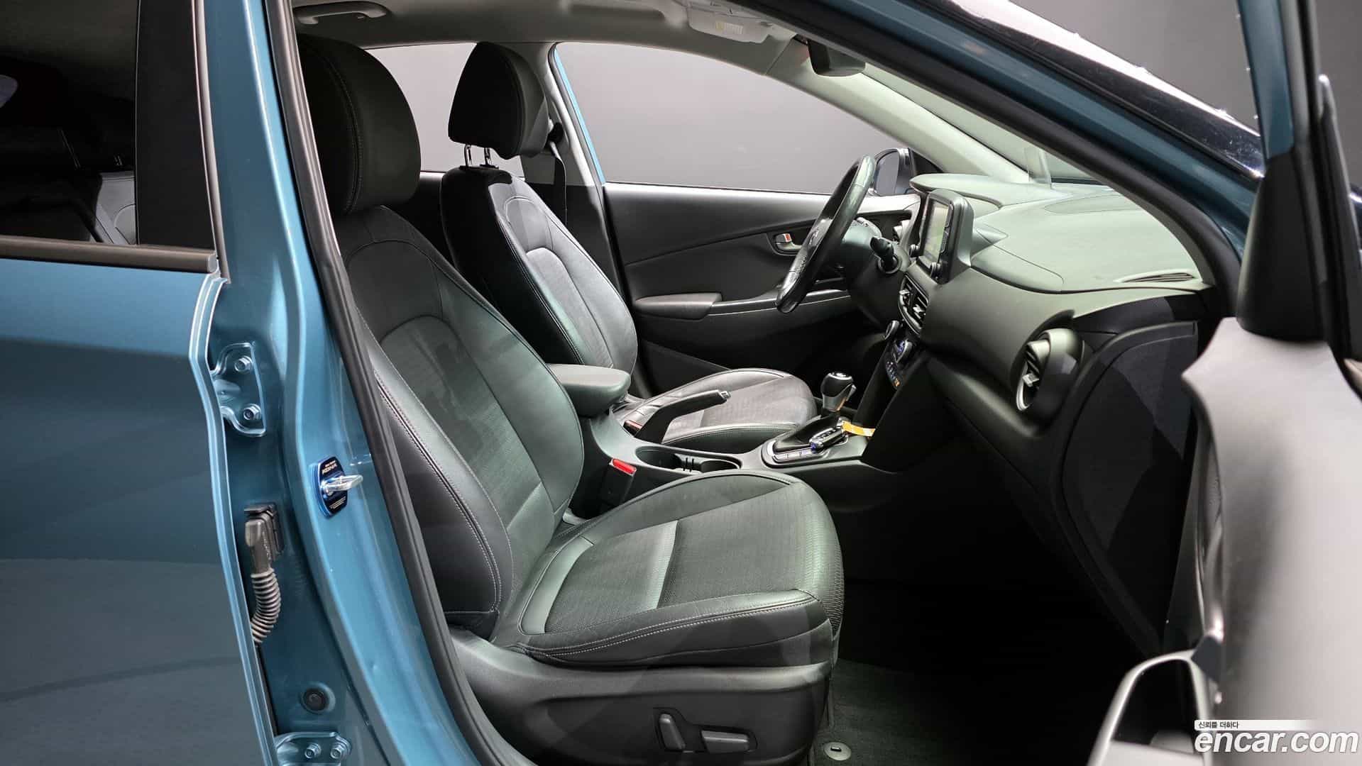 Kona Hyundai 2017.10-INNER-010