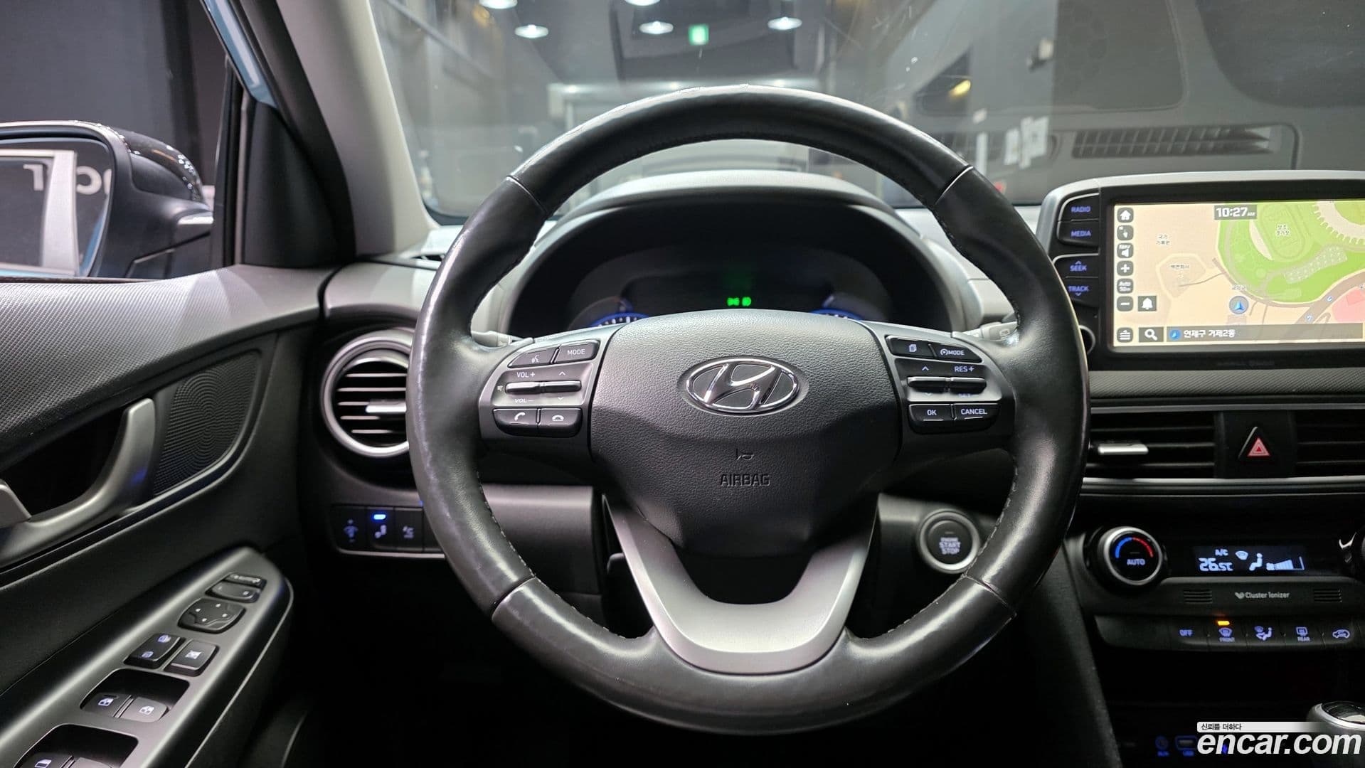 Main__Slider__Photo:Kona Hyundai 2017.10-12