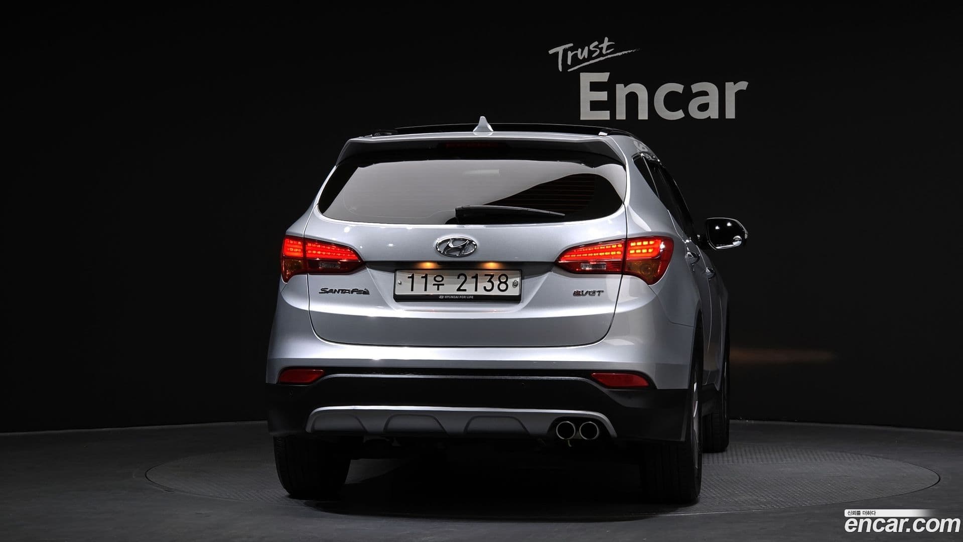 Main__Slider__Photo:Santafe Hyundai 2015.5-3