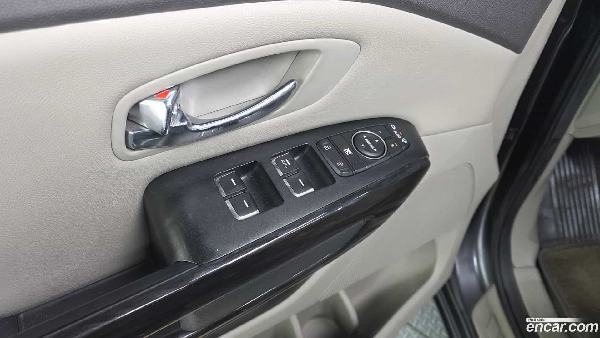 Canival Kia 2017.6-OPTION-021