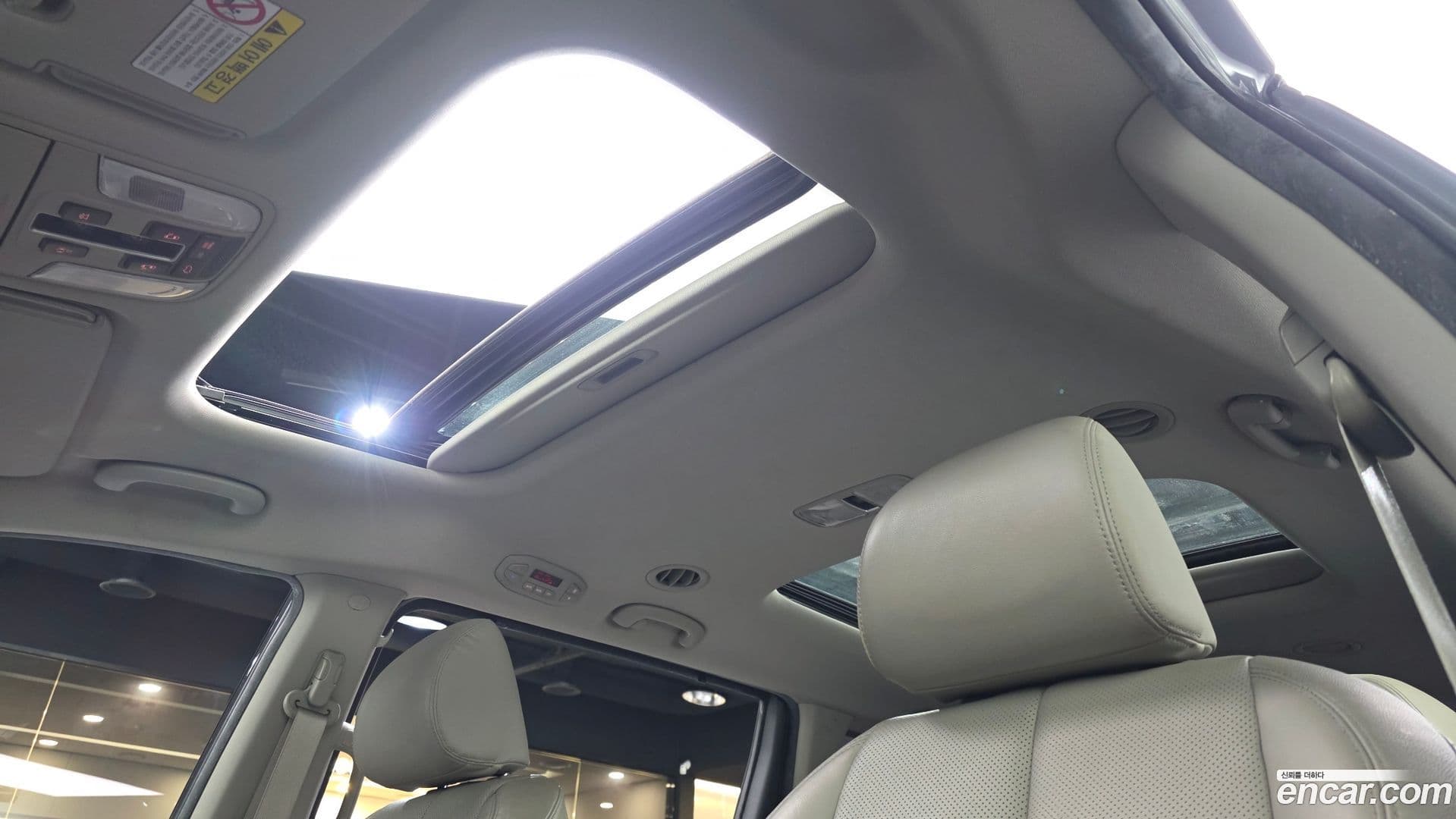 Main__Slider__Photo:Canival Kia 2017.6-18