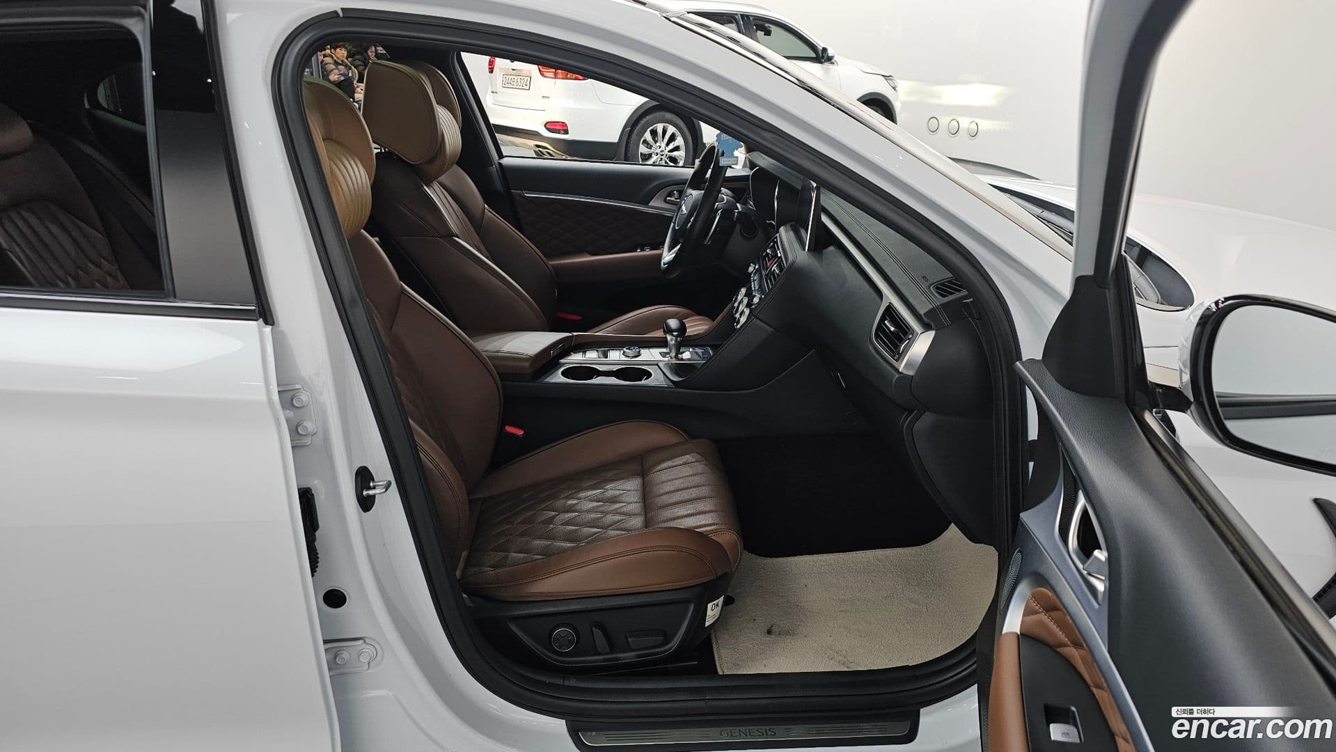 Main__Slider__Photo:G70 Genesis 2018.11-10