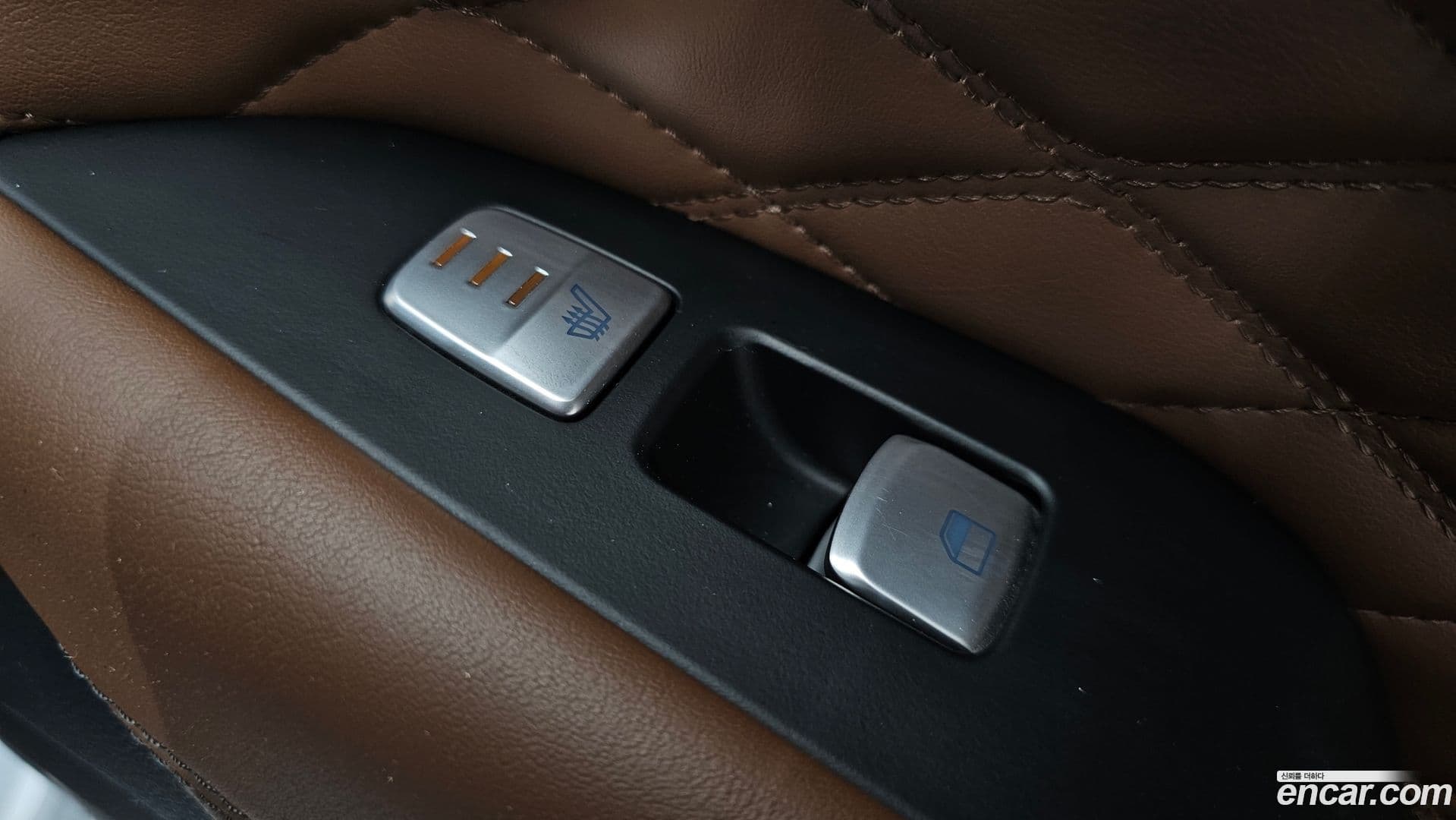 Main__Slider__Photo:G70 Genesis 2018.11-18