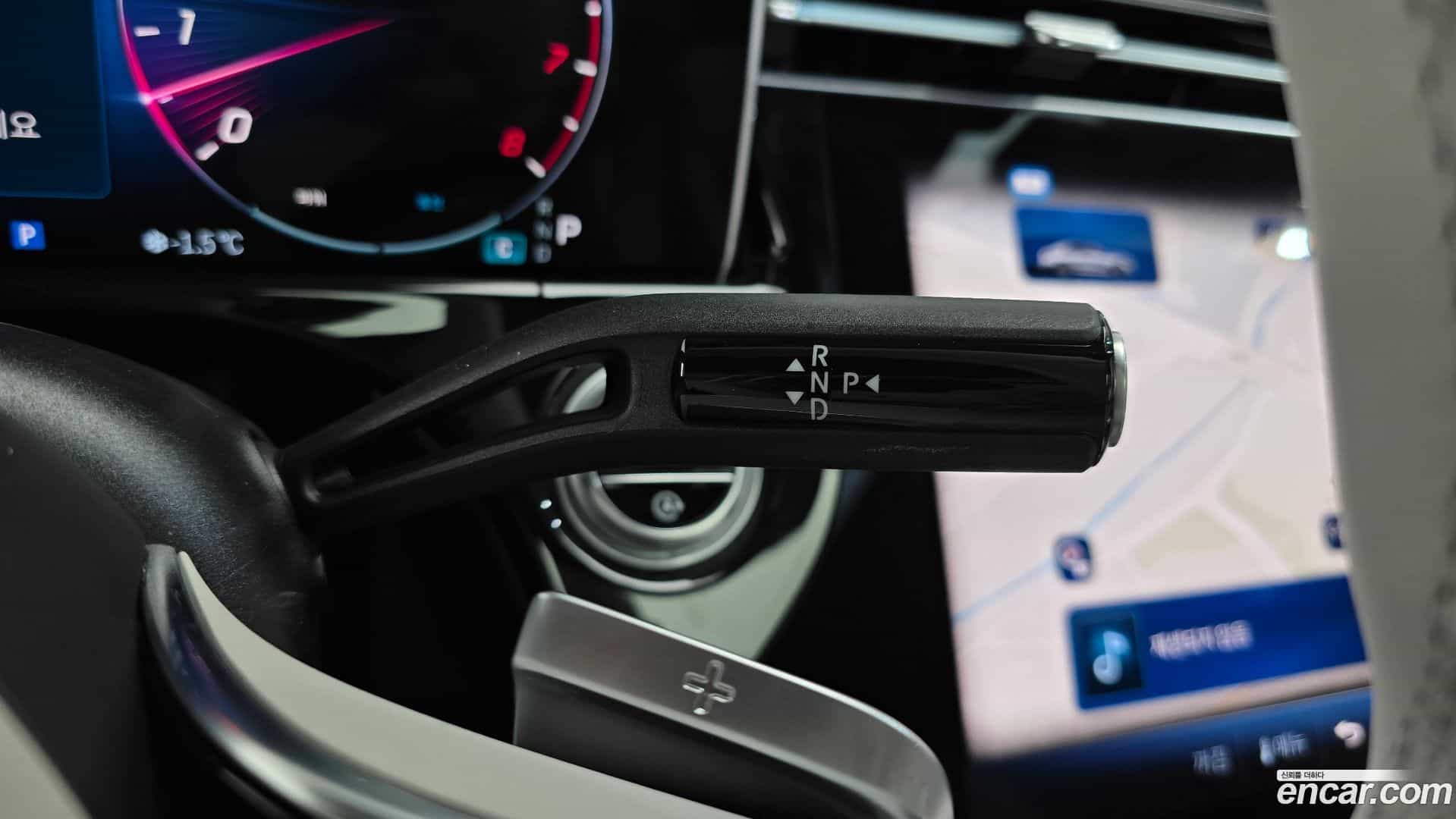 E-Class Mercedes-Benz 2024.6-INNER-009