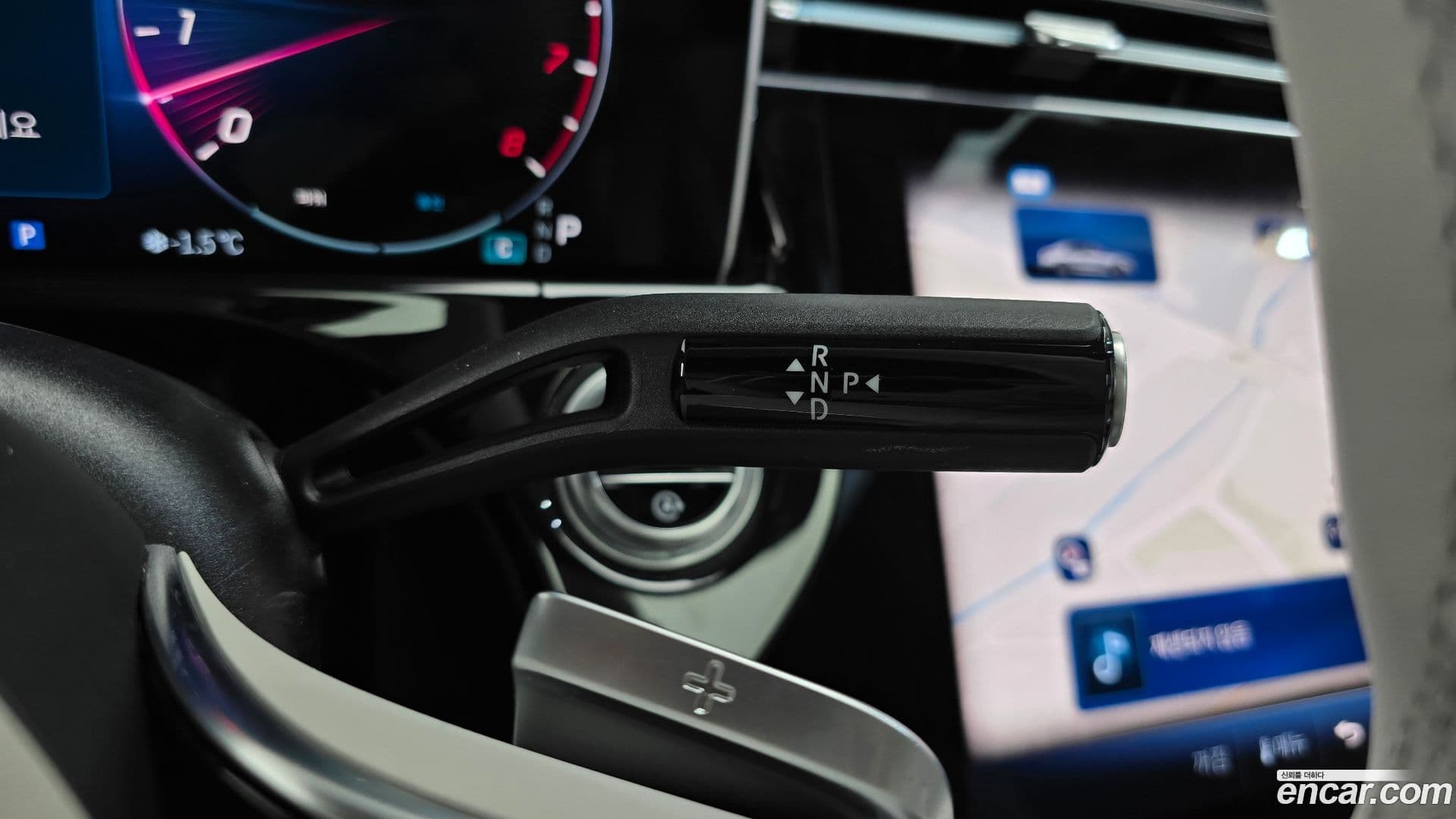 Main__Slider__Photo:E-Class Mercedes-Benz 2024.6-8