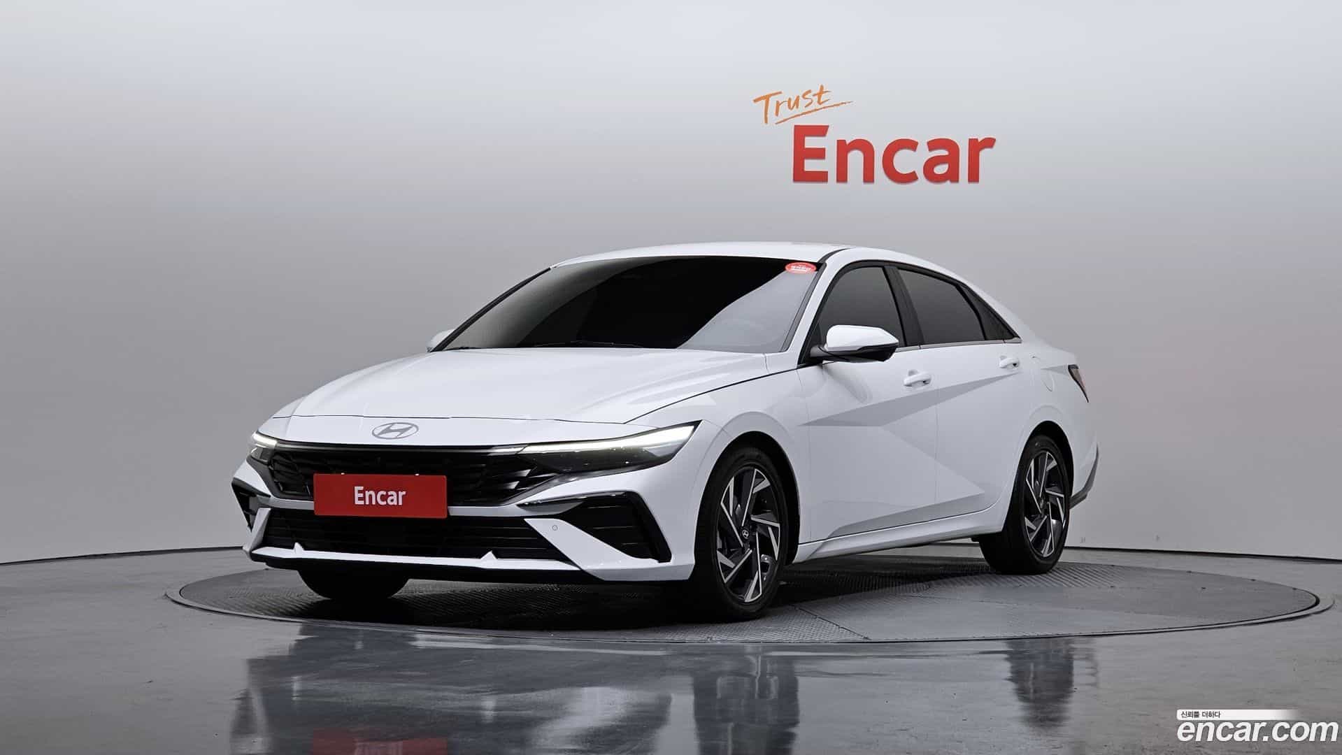 AVANTE Hyundai 2024.0-OUTER-001