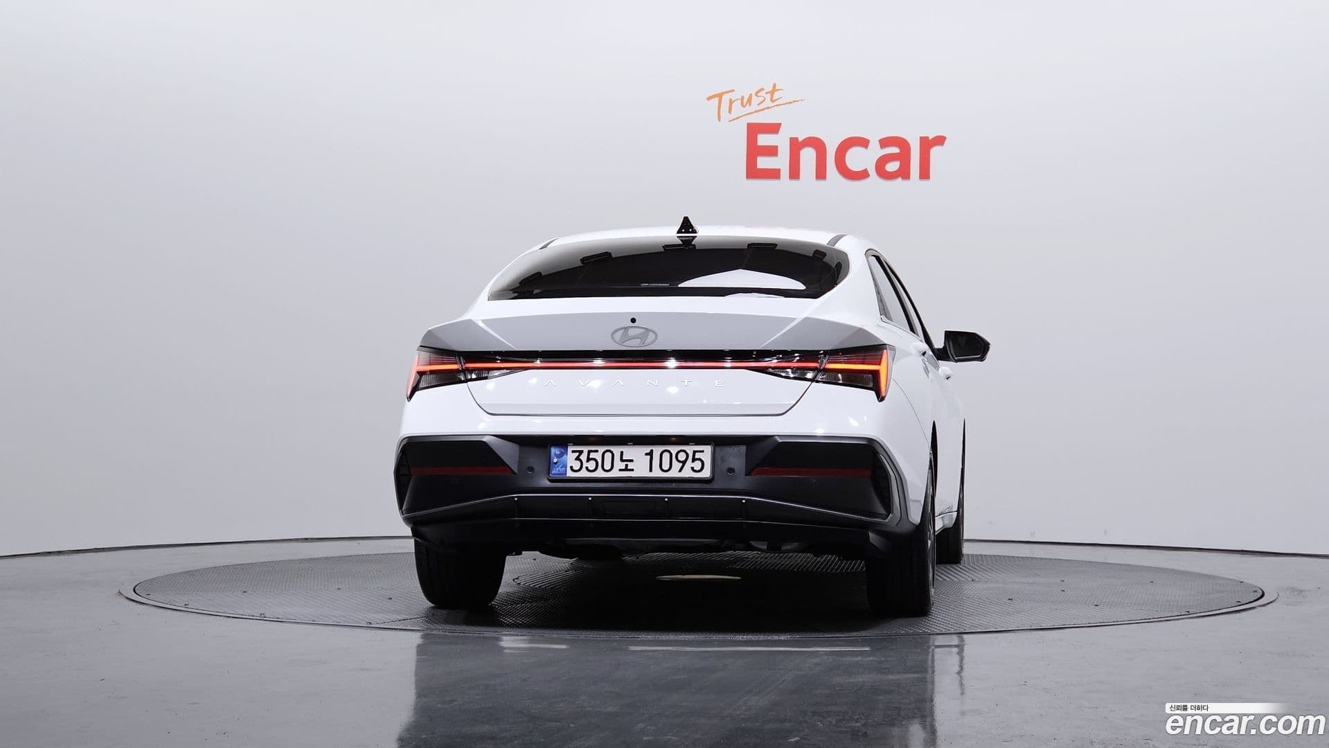 Main__Slider__Photo:AVANTE Hyundai 2024.0-3