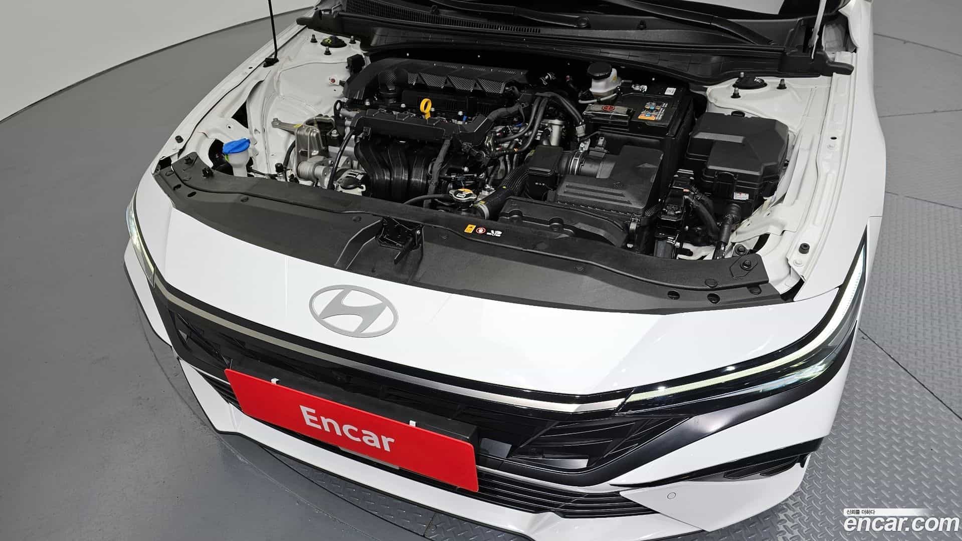 AVANTE Hyundai 2024.0-INNER-006