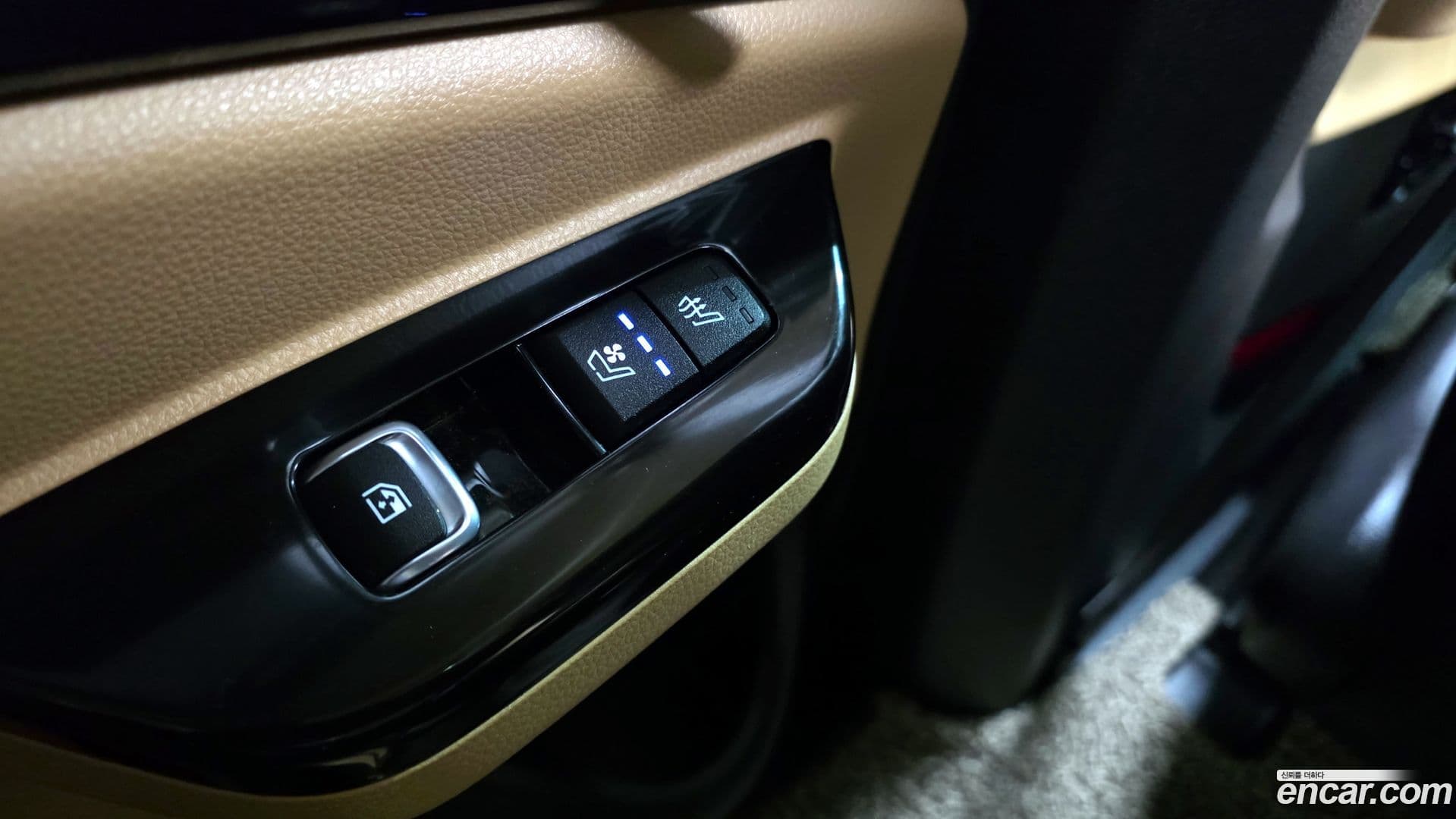 Main__Slider__Photo:Canival Kia 2021.0-16