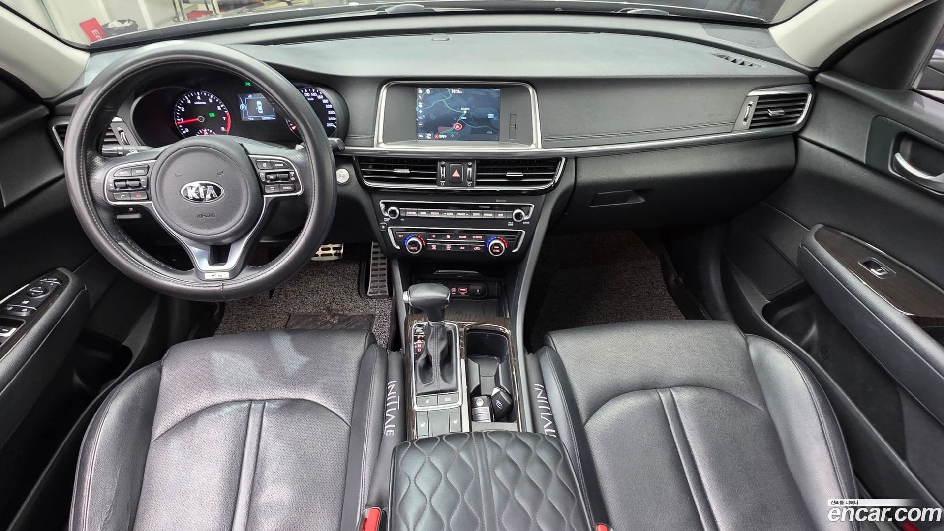 Main__Slider__Photo:K5 Kia 2015.9-6