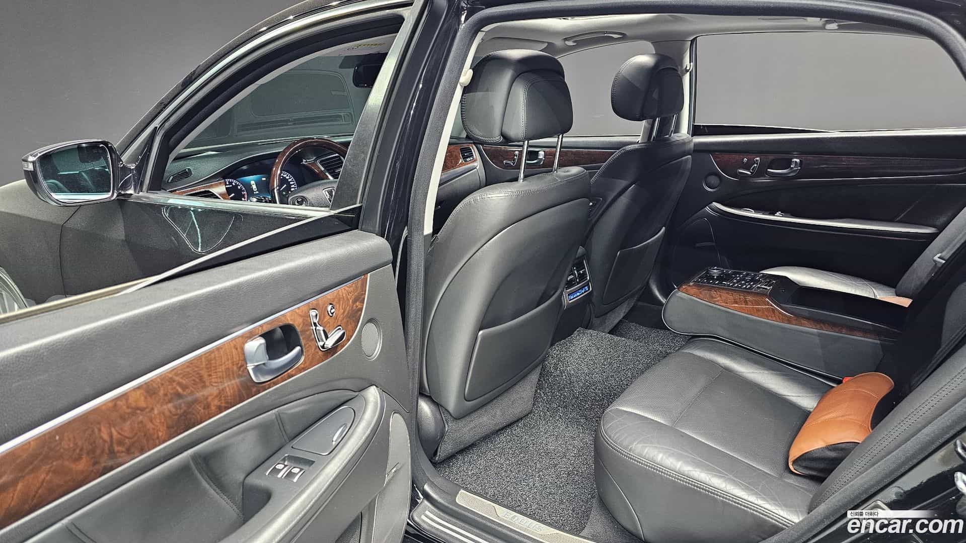 Equus Hyundai 2013.1-OPTION-021