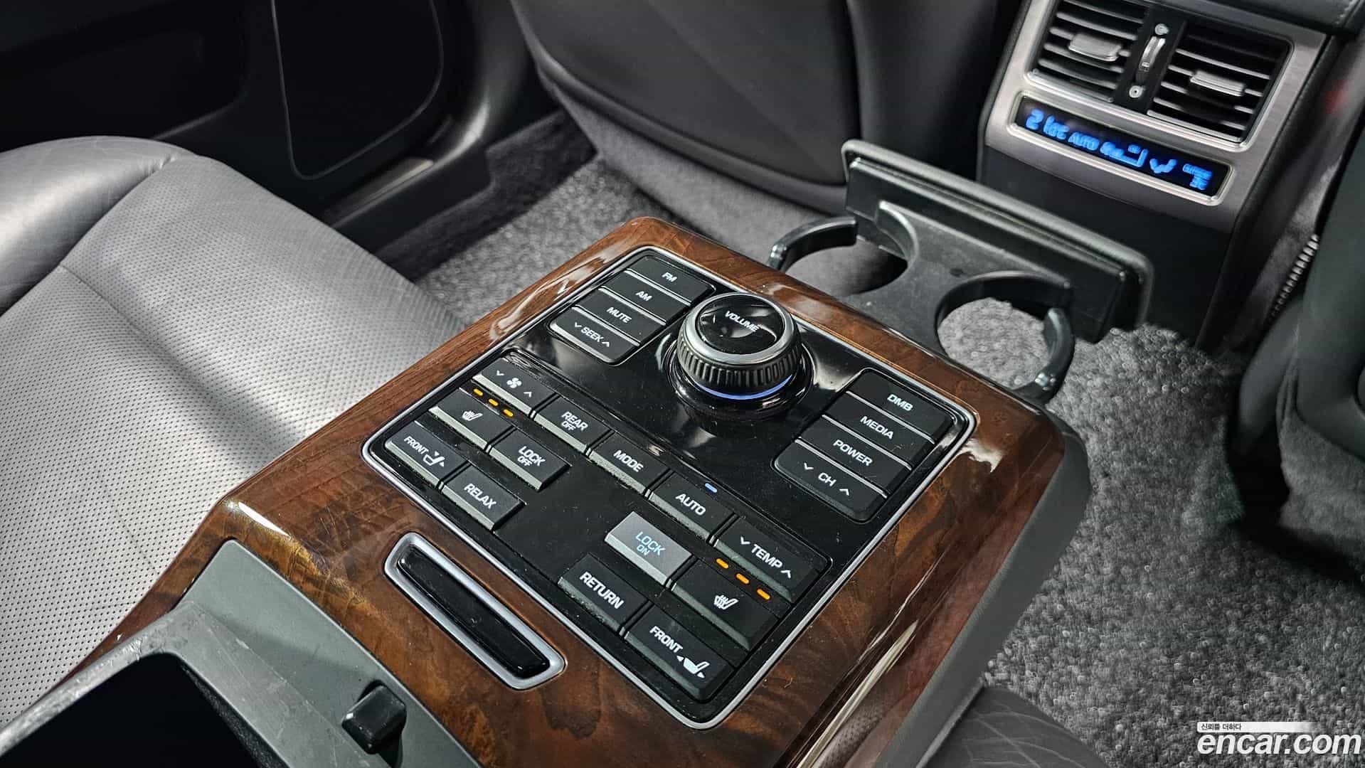 Equus Hyundai 2013.1-OPTION-022