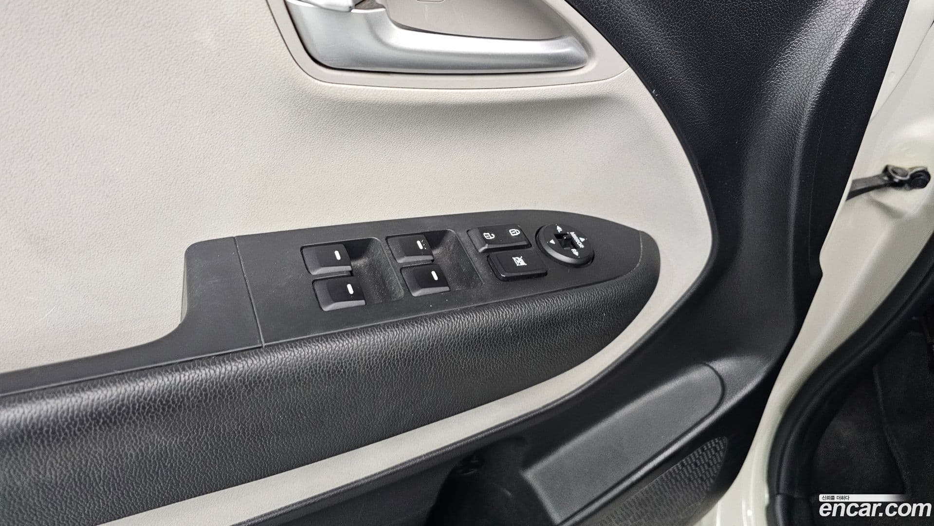 Main__Slider__Photo:RAY Kia 2017.8-17