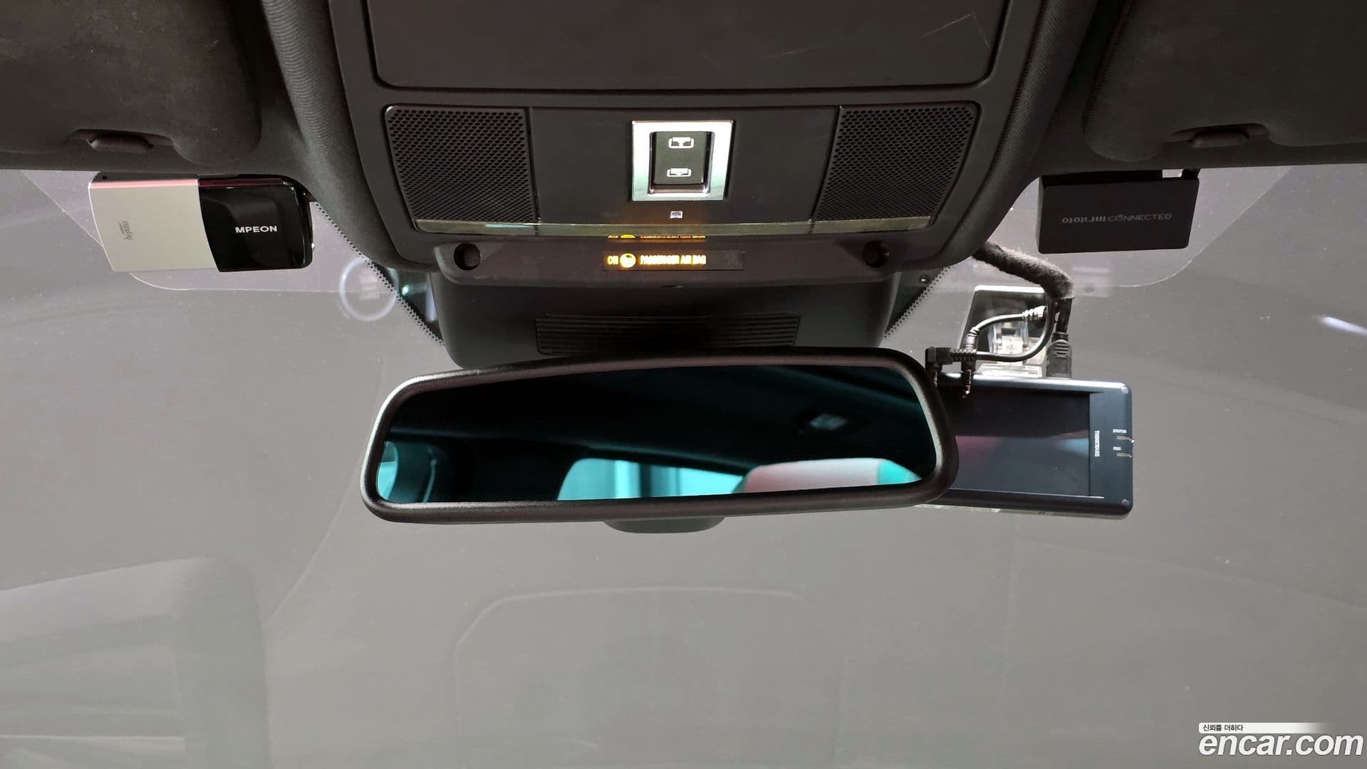 Main__Slider__Photo:Range Rover Evoque Land Rover 2017.8-15