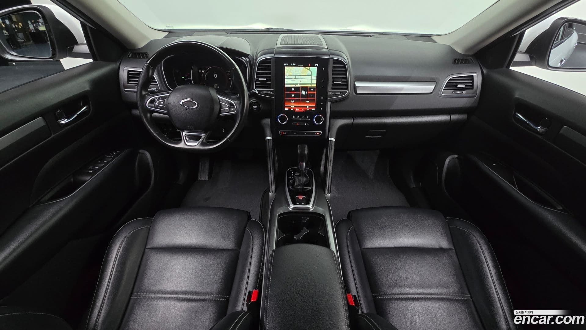 Main__Slider__Photo:QM6 Renault-KoreaSamsung 2022.6-6