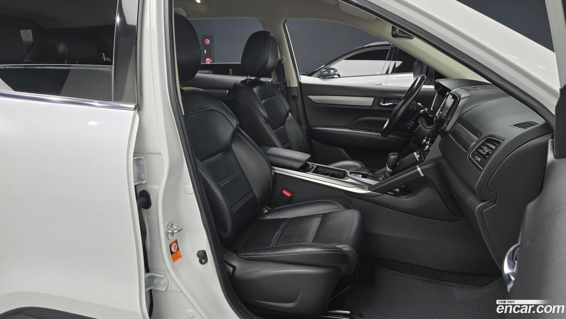 Main__Slider__Photo:QM6 Renault-KoreaSamsung 2022.6-9