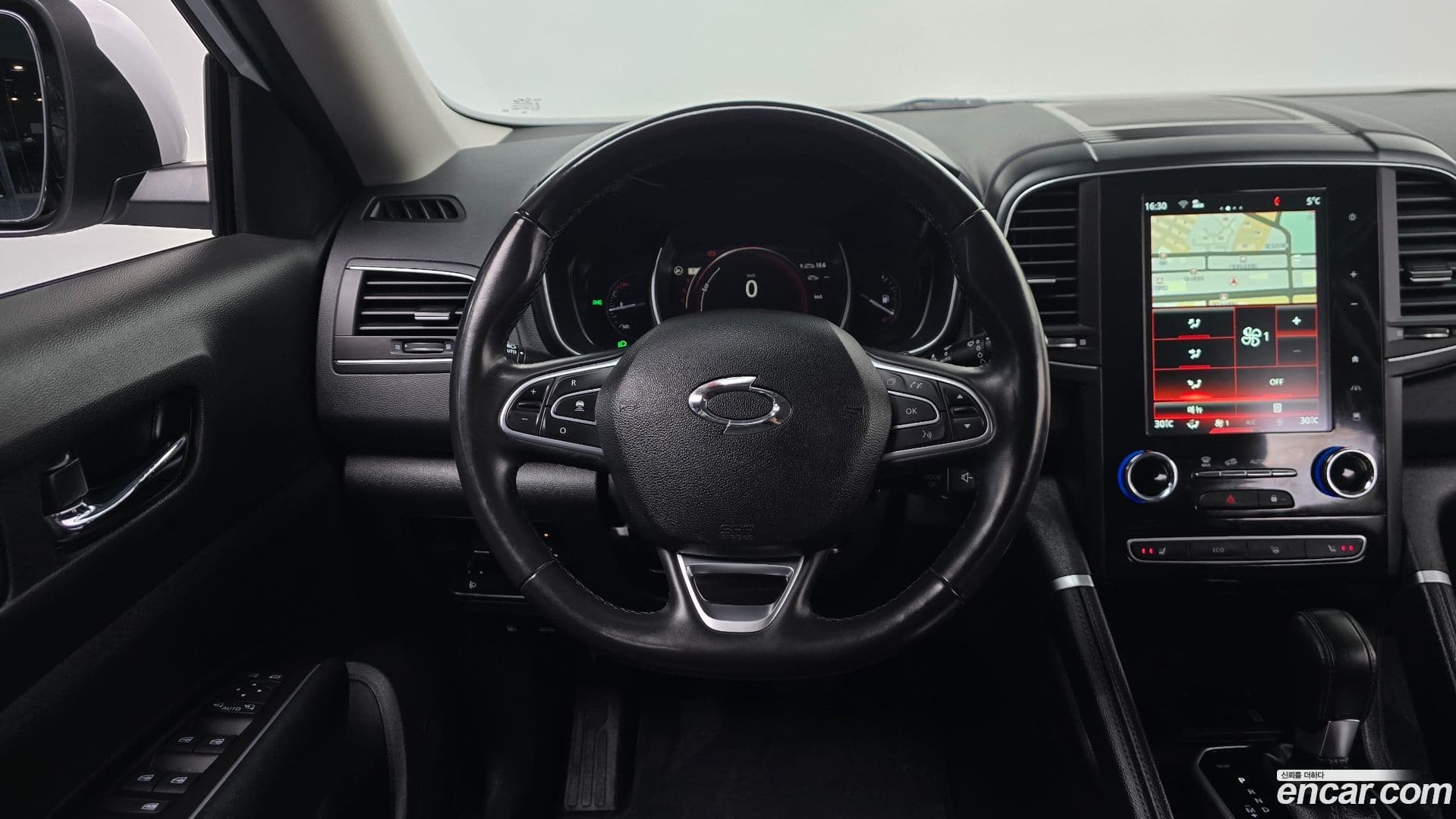 Main__Slider__Photo:QM6 Renault-KoreaSamsung 2022.6-12