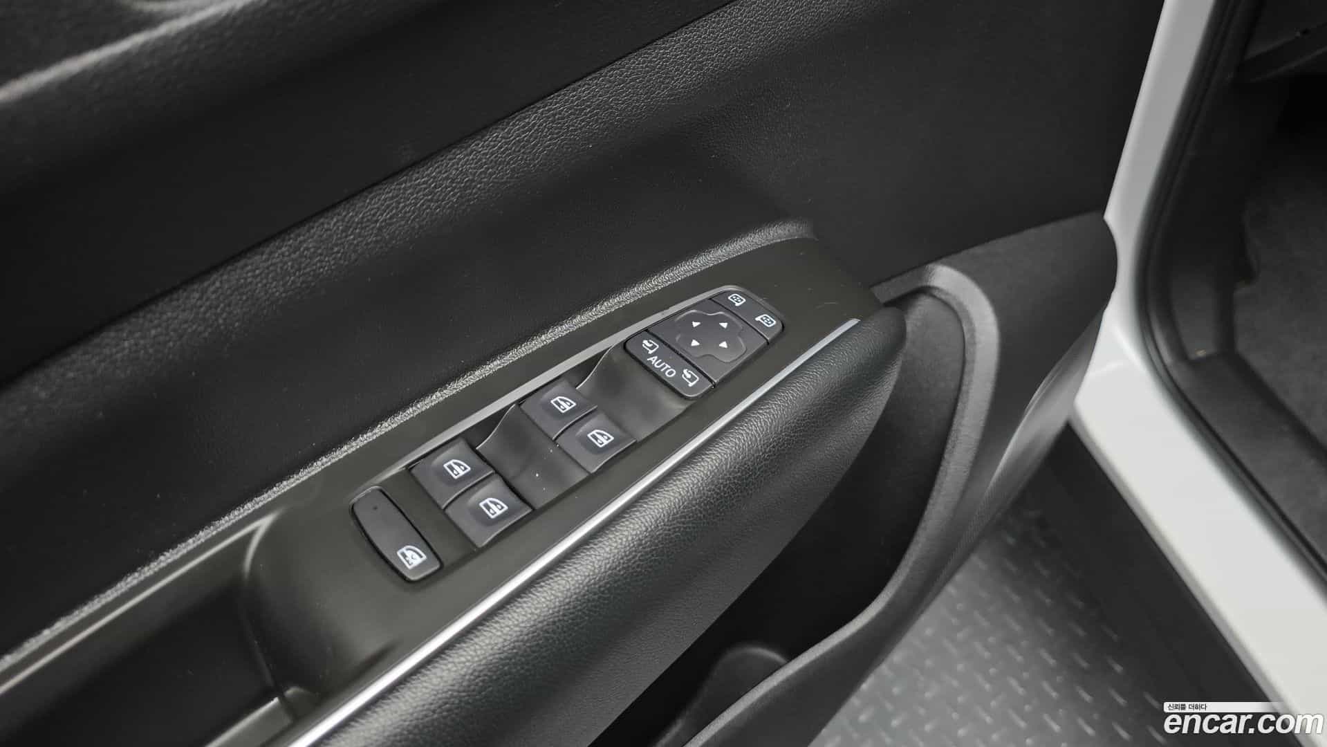 QM6 Renault-KoreaSamsung 2022.6-OPTION-021