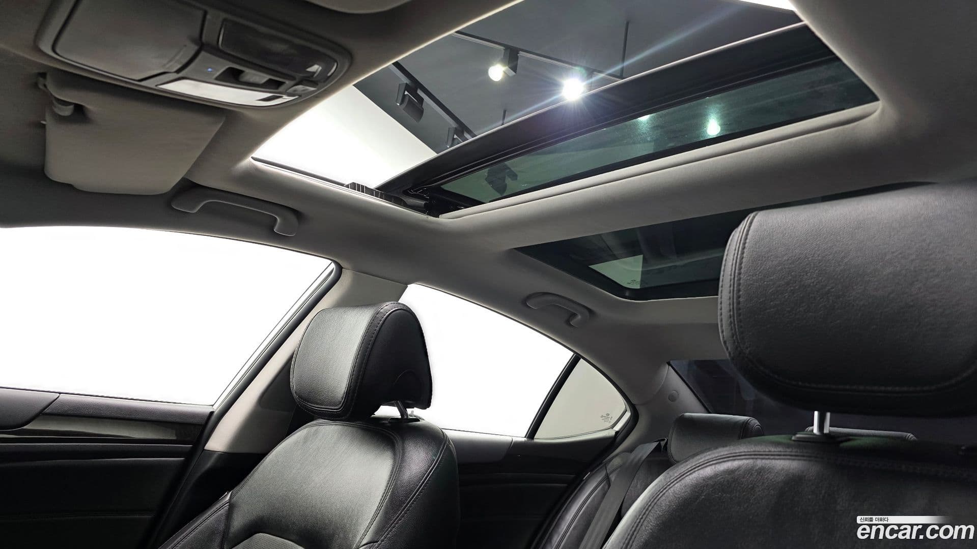 Main__Slider__Photo:K7 Kia 2014.6-19