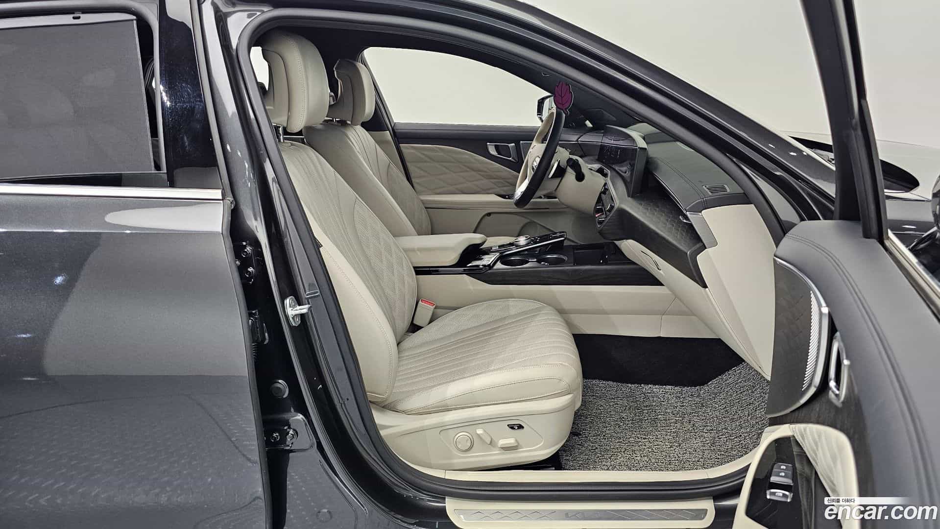 K8 Kia 2021.11-INNER-010