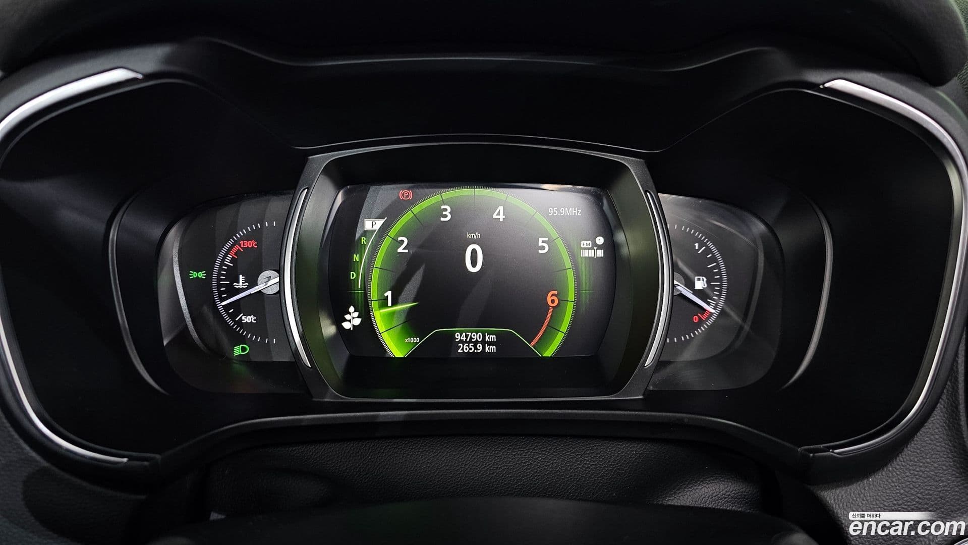 Main__Slider__Photo:QM6 Renault-KoreaSamsung 2017.9-7