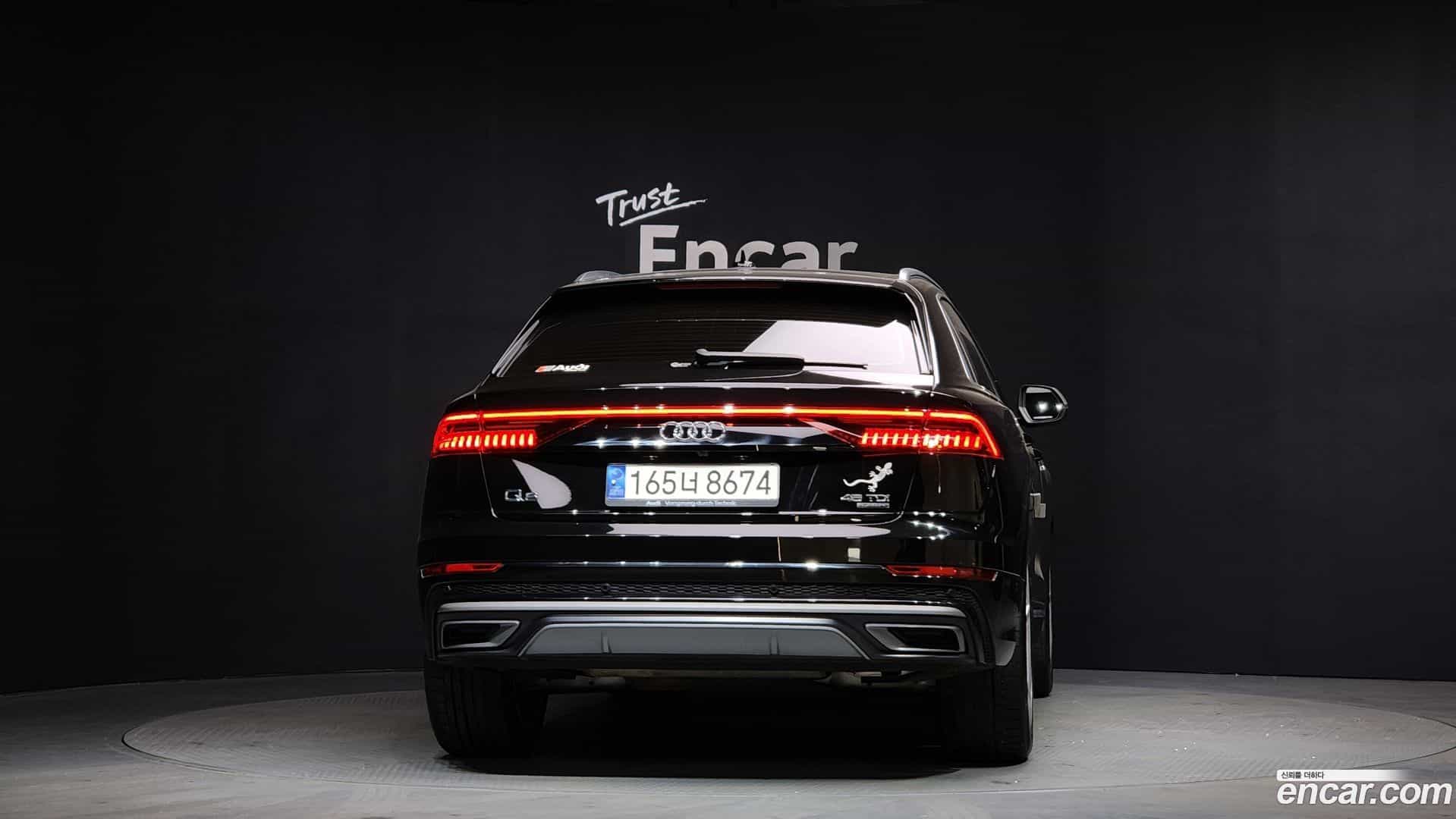 Q8 Audi 2022.0-OUTER-004