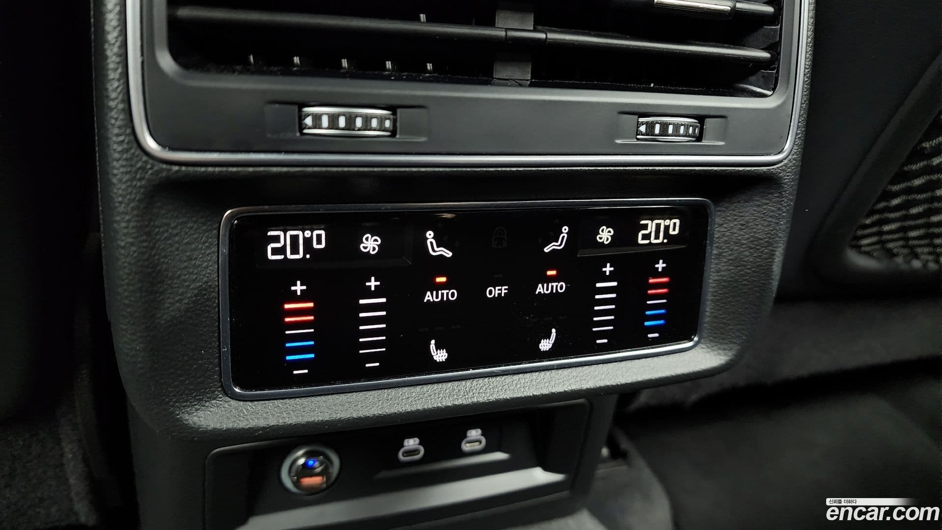 Main__Slider__Photo:Q8 Audi 2022.0-18