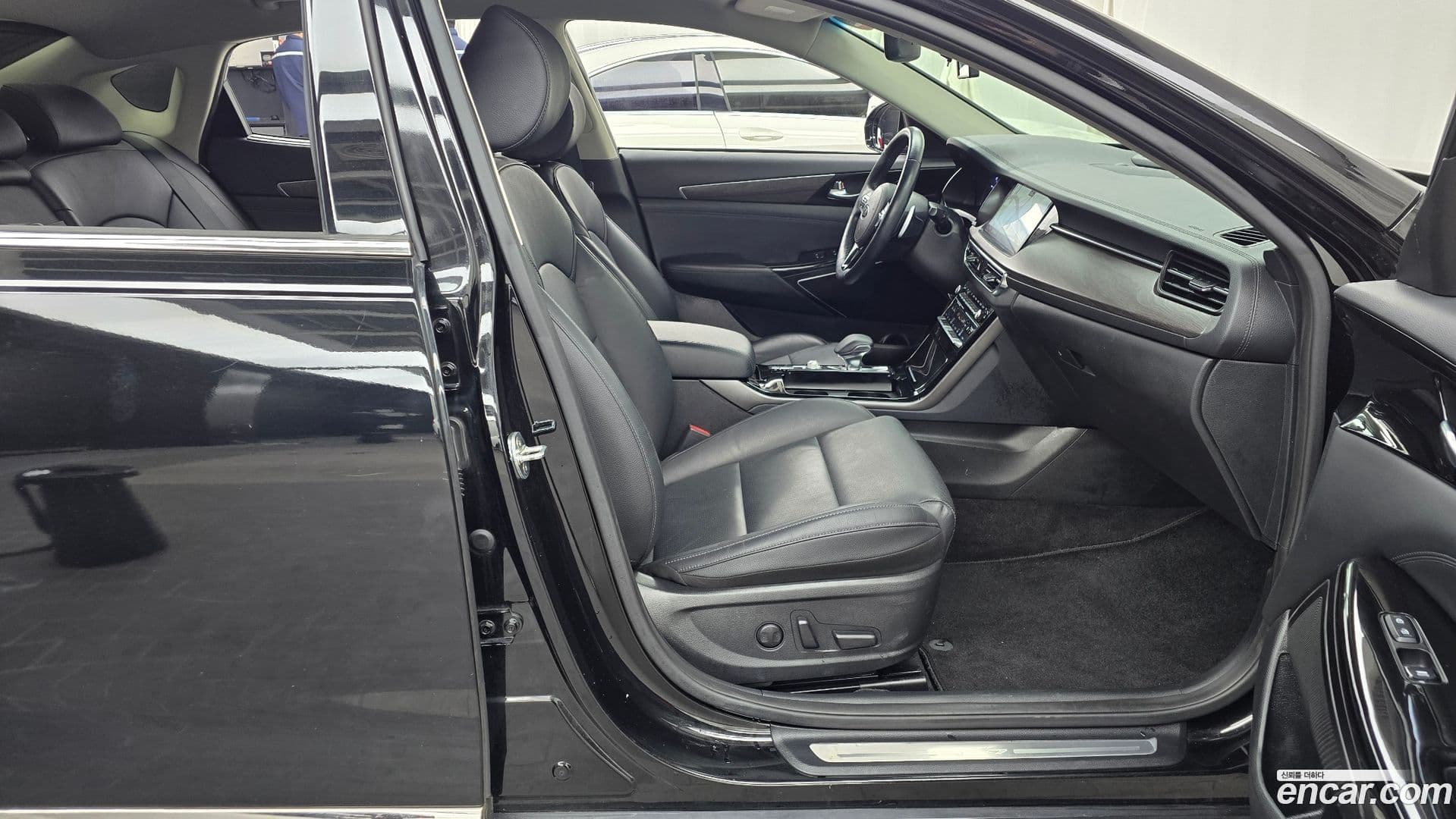 Main__Slider__Photo:K7 Kia 2019.9-10