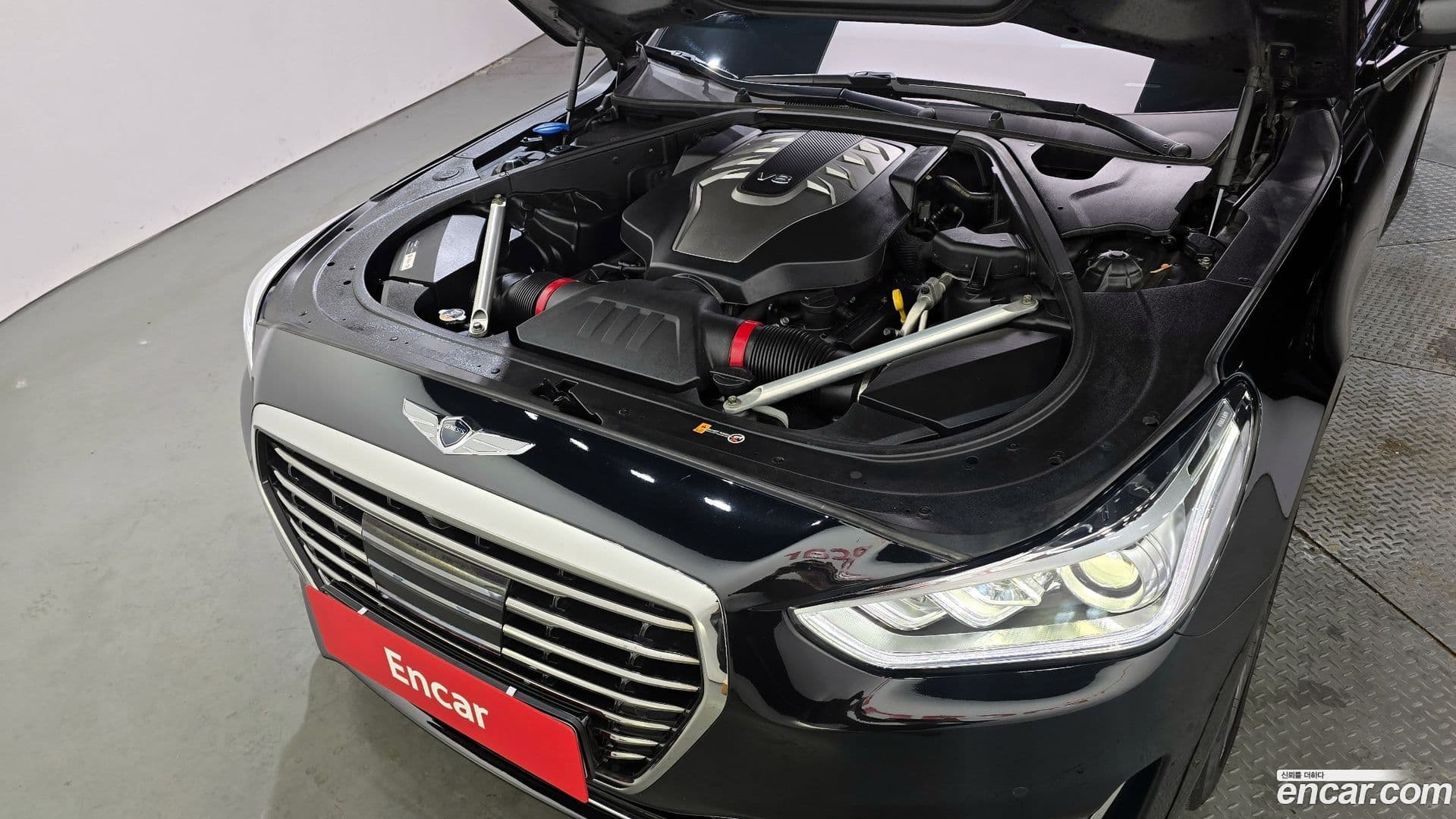 Main__Slider__Photo:EQ900 Genesis 2016.1-5