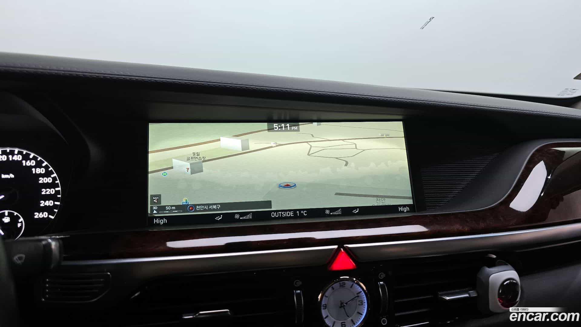 EQ900 Genesis 2016.1-OPTION-021