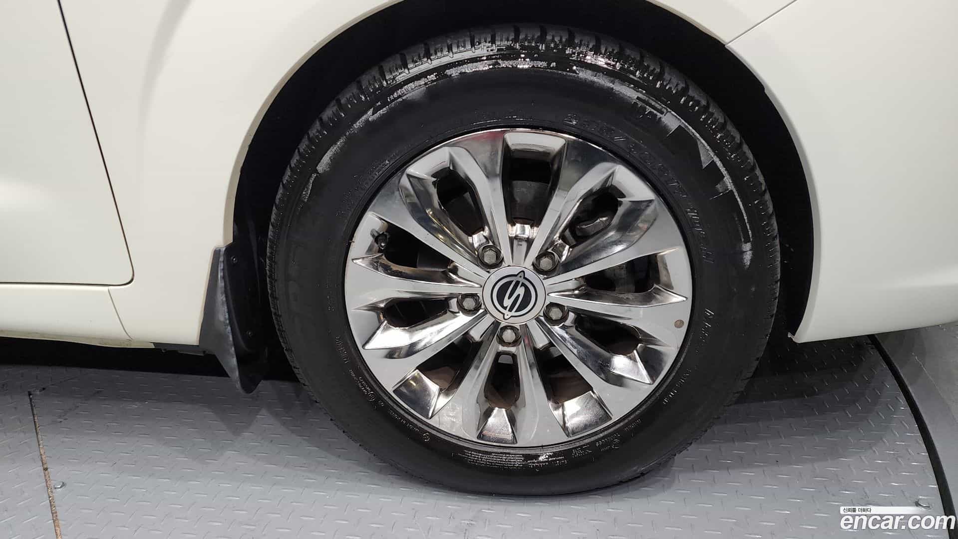 KORANDO KG_Mobility_Ssangyong 2016.2-OUTER-005