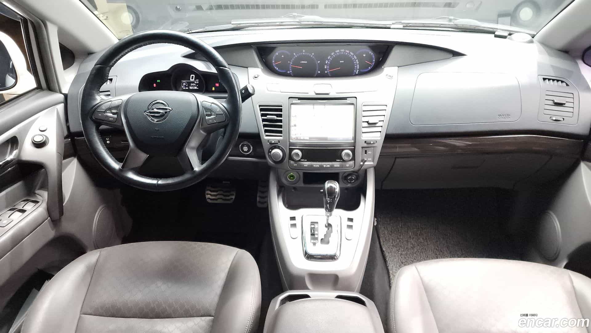 KORANDO KG_Mobility_Ssangyong 2016.2-INNER-007