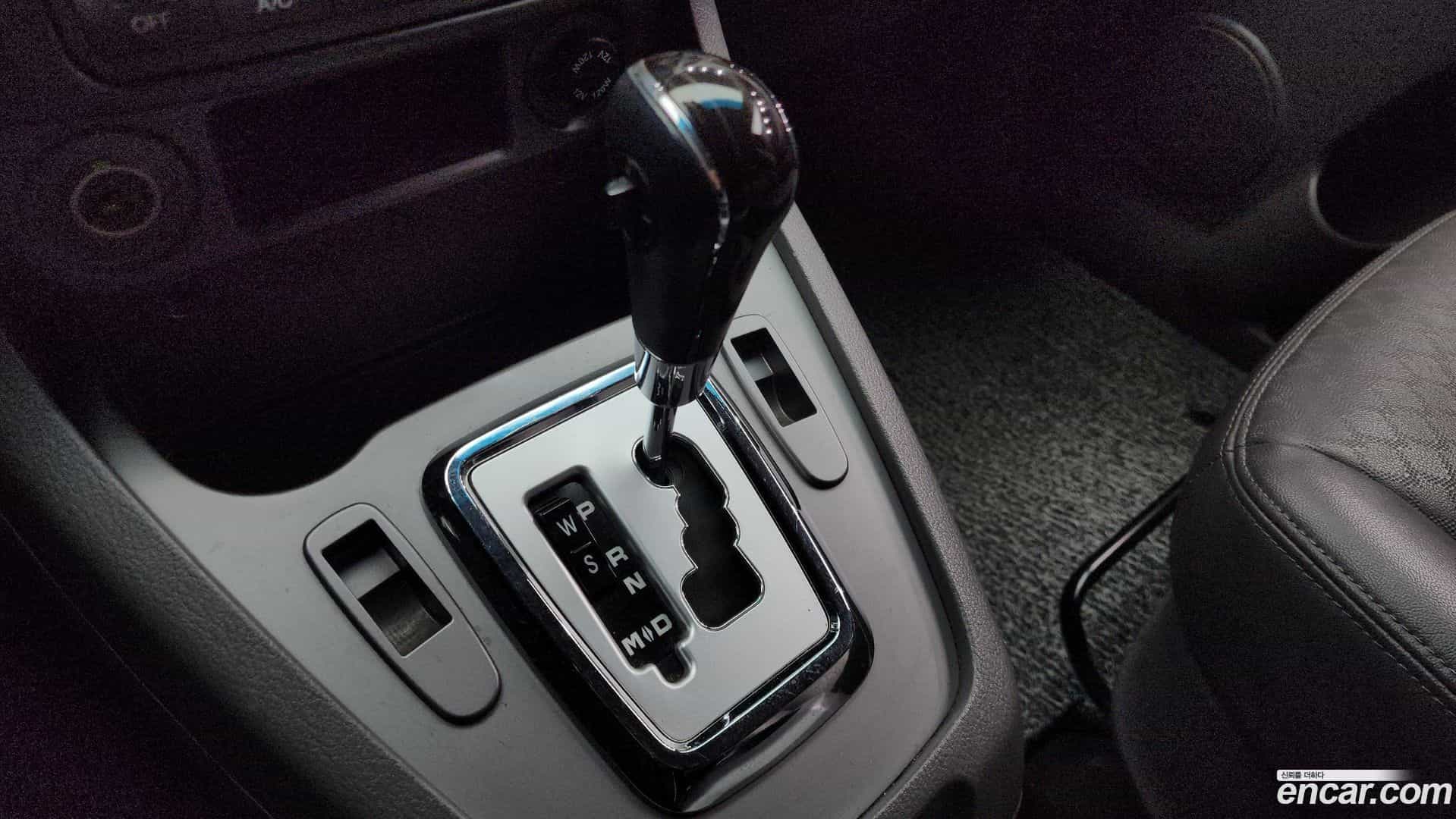 KORANDO KG_Mobility_Ssangyong 2016.2-INNER-009