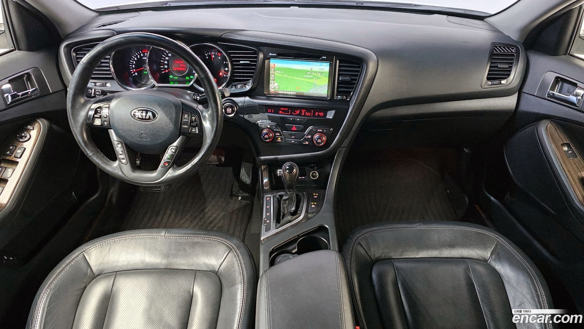 Main__Slider__Photo:K5 Kia 2012.10-6