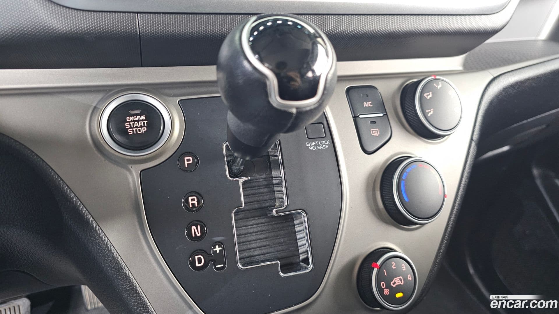 Main__Slider__Photo:RAY Kia 2018.2-8