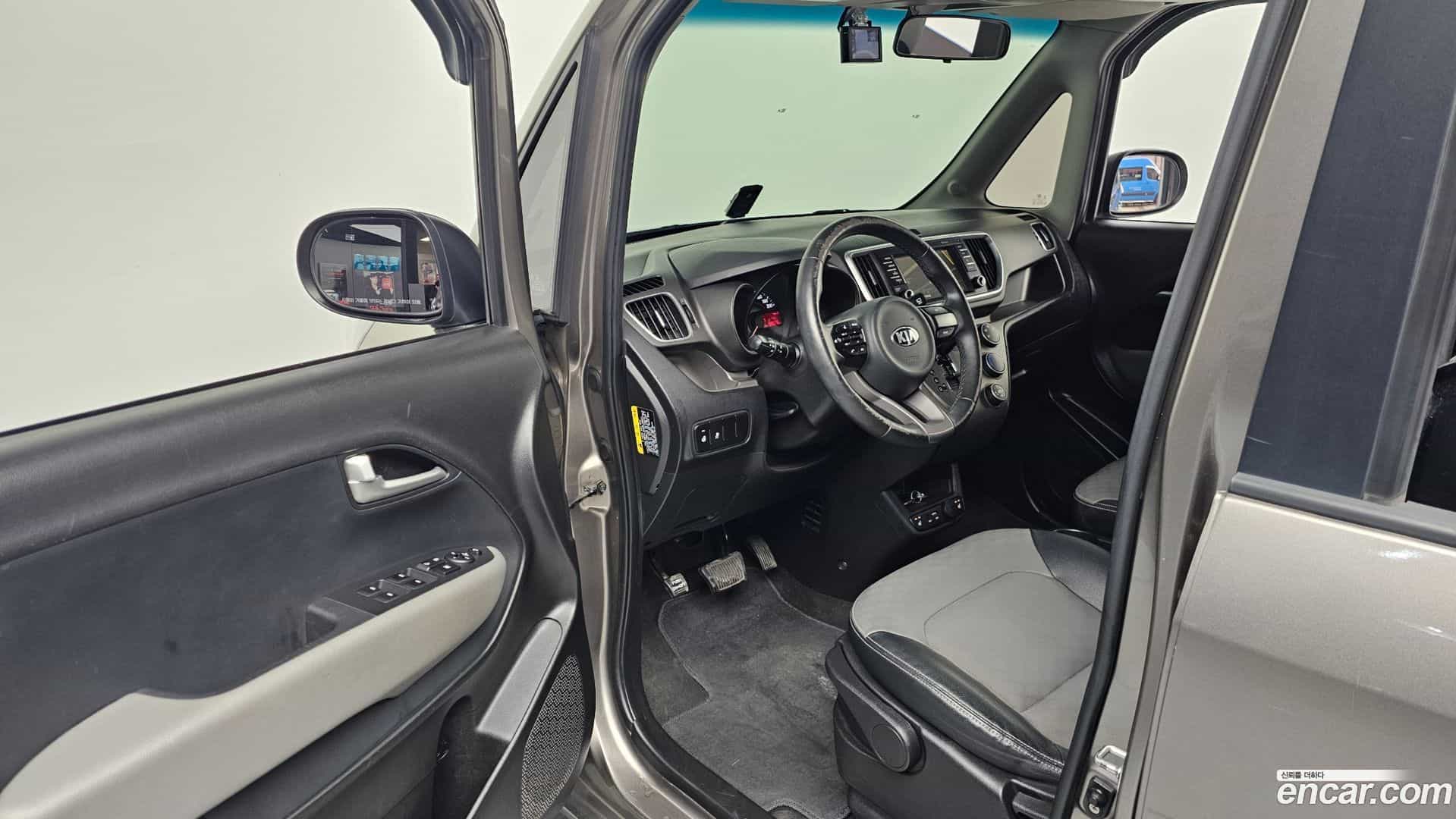 RAY Kia 2018.2-INNER-010