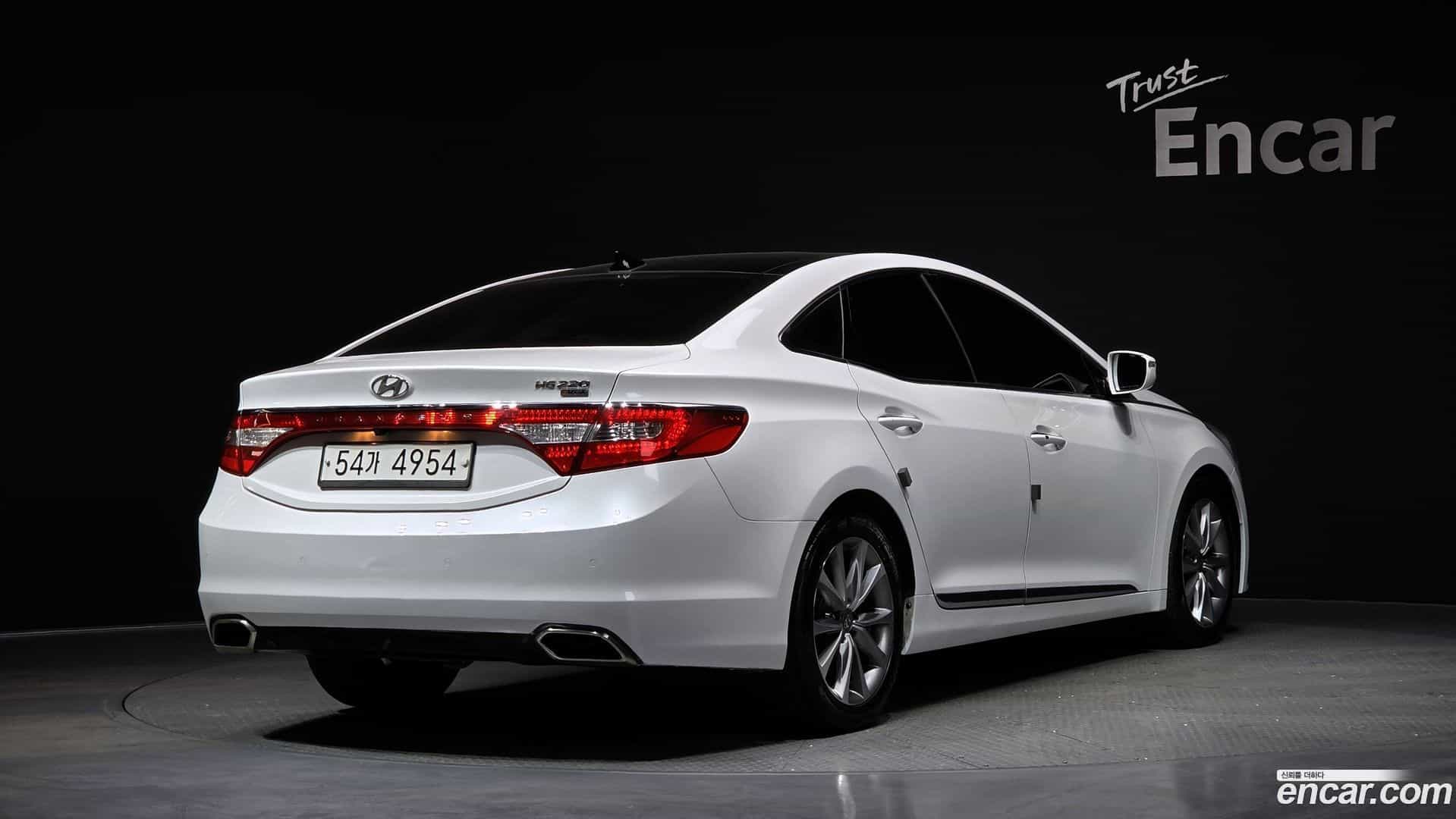 Grandeur Hyundai 2015.11-OUTER-002