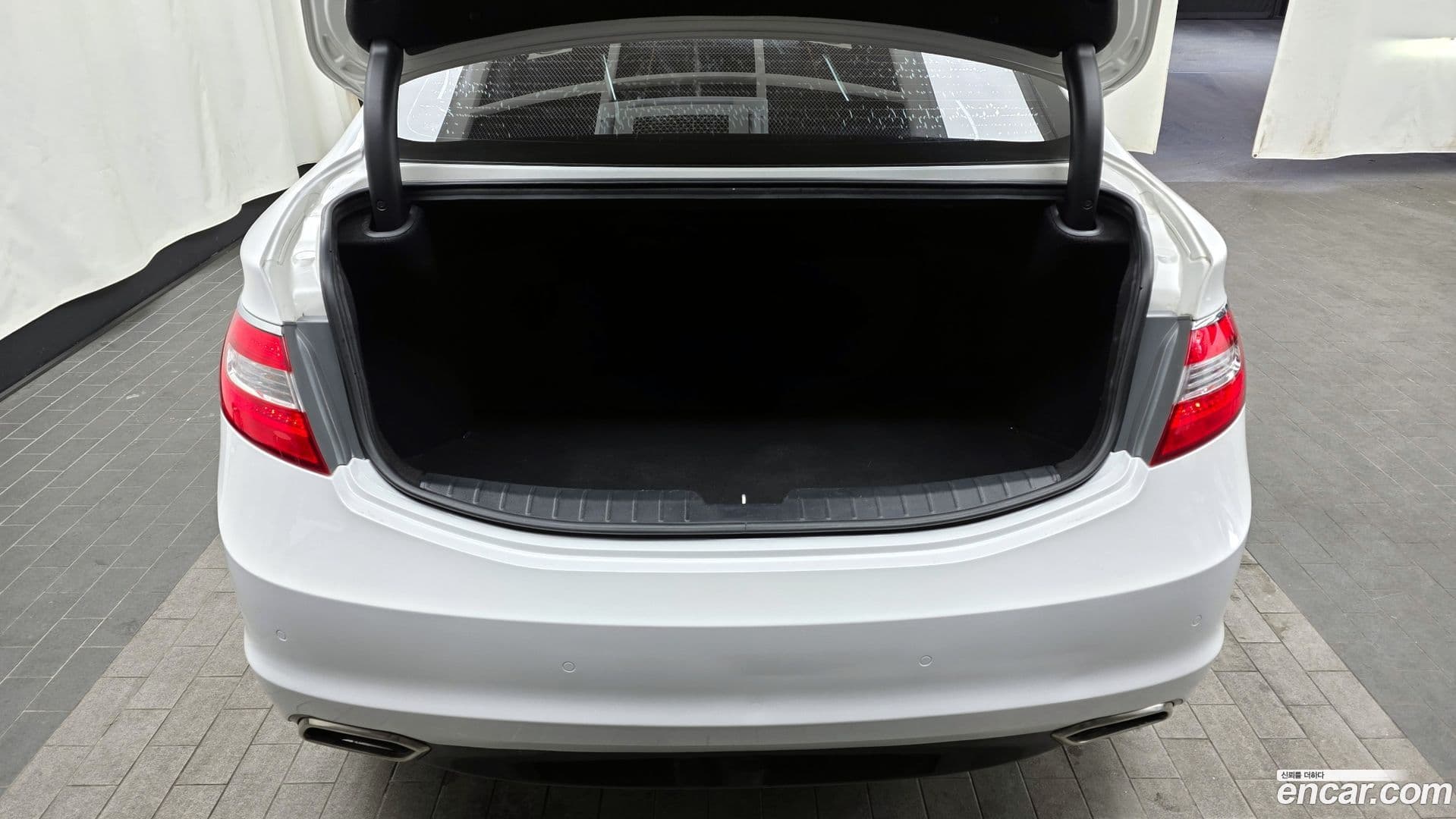 Main__Slider__Photo:Grandeur Hyundai 2015.11-19