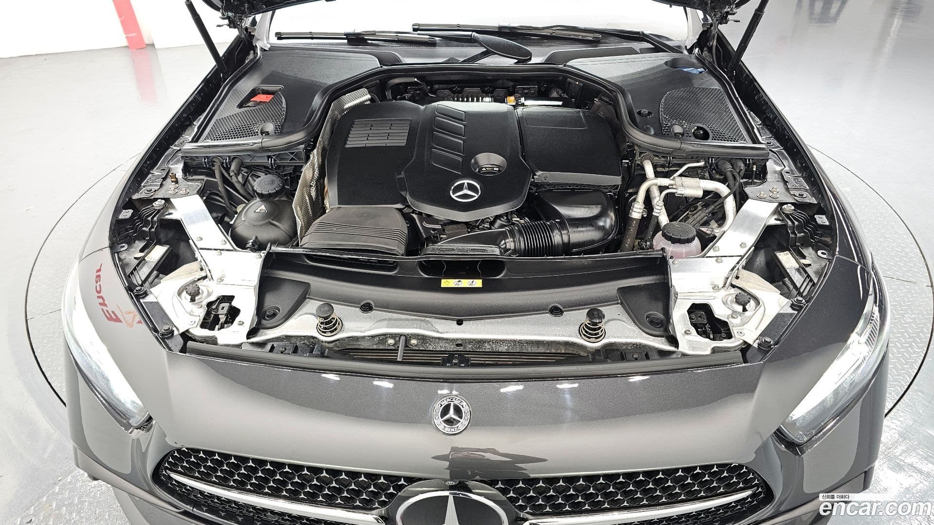 Main__Slider__Photo:CLS-Class Mercedes-Benz 2023.2-5