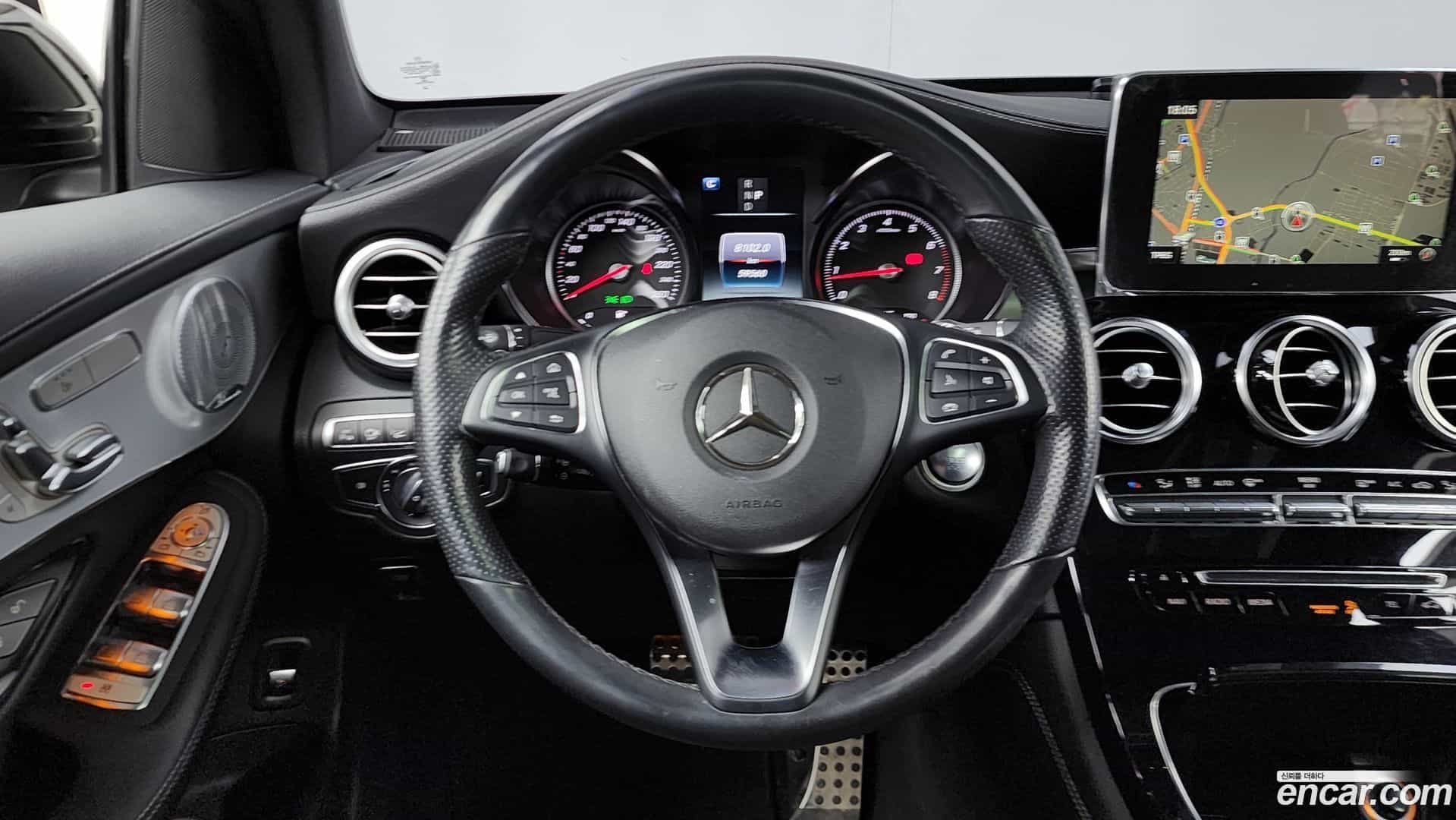 GLC-Class Mercedes-Benz 2019.9-OPTION-017