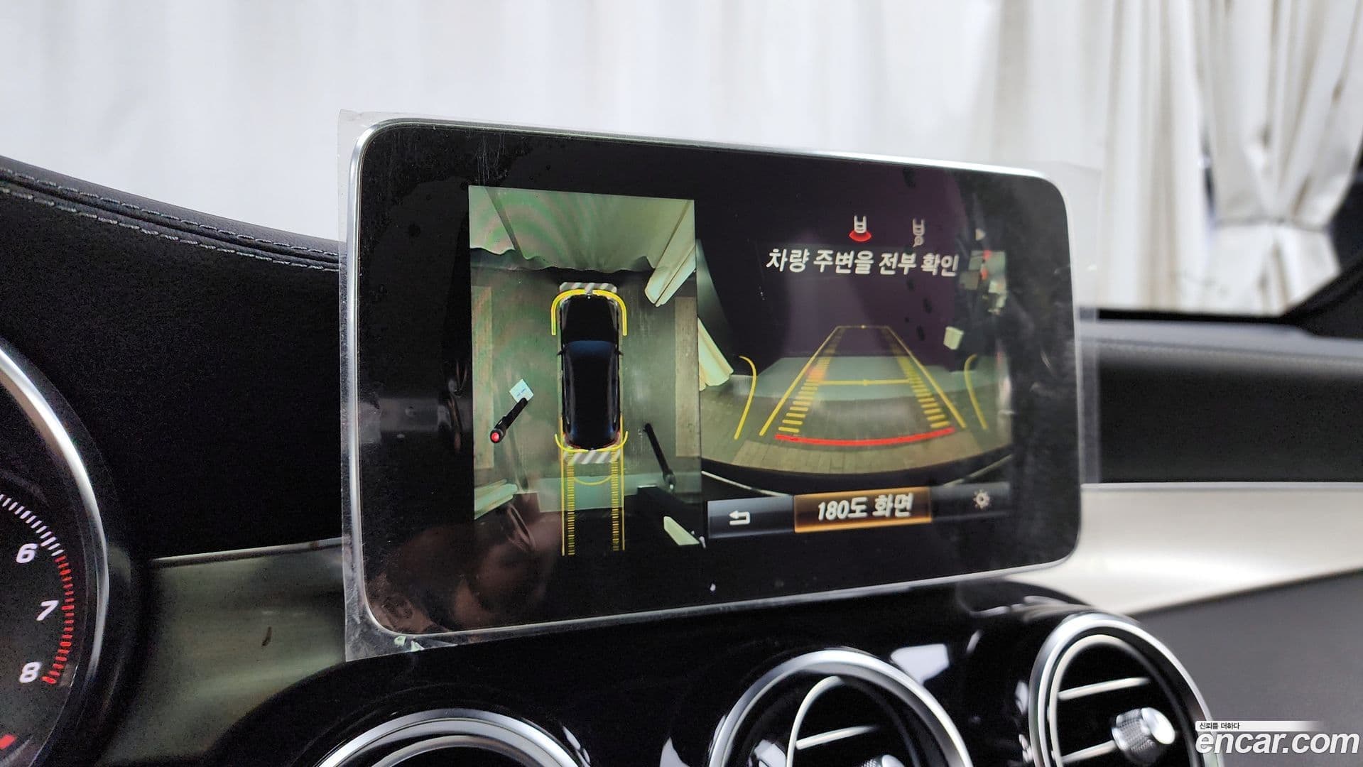 Main__Slider__Photo:GLC-Class Mercedes-Benz 2019.9-14