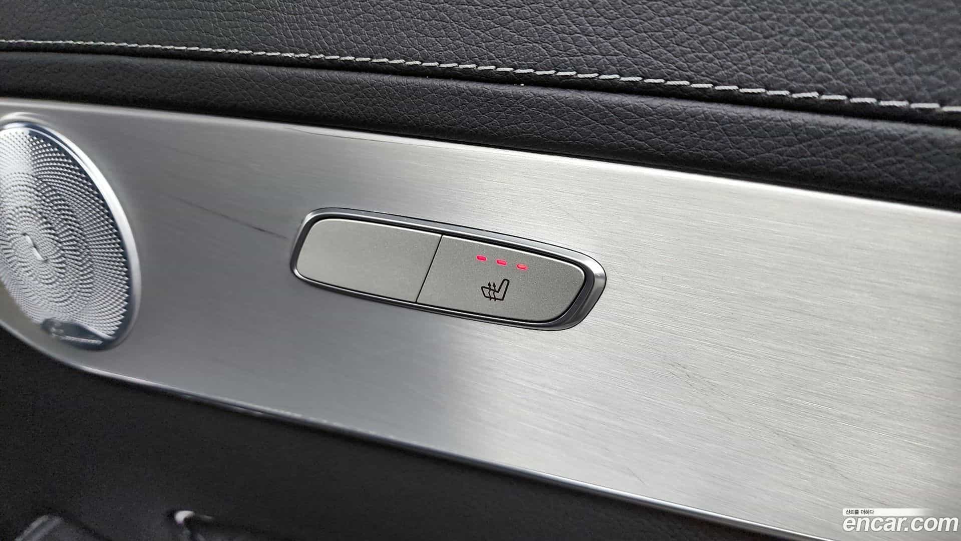 GLC-Class Mercedes-Benz 2019.9-OPTION-023