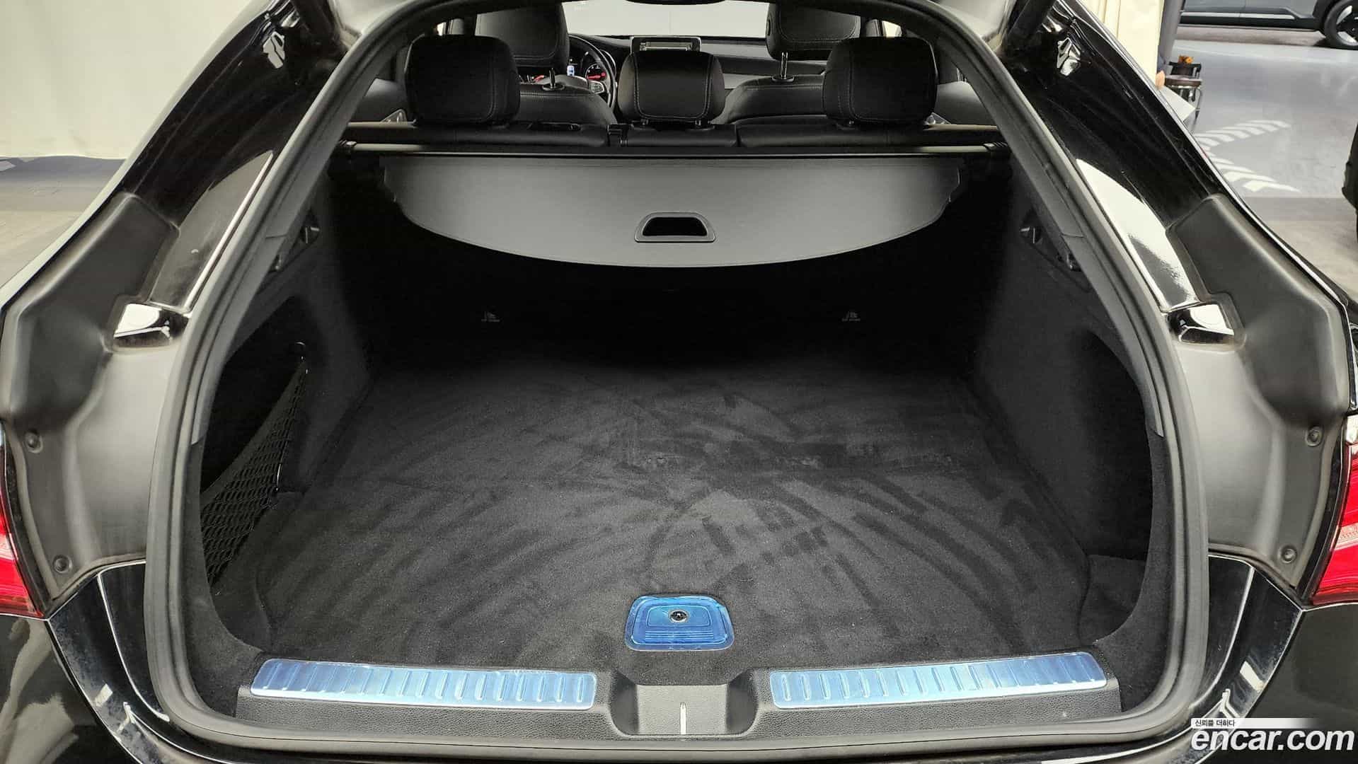 GLC-Class Mercedes-Benz 2019.9-OPTION-024